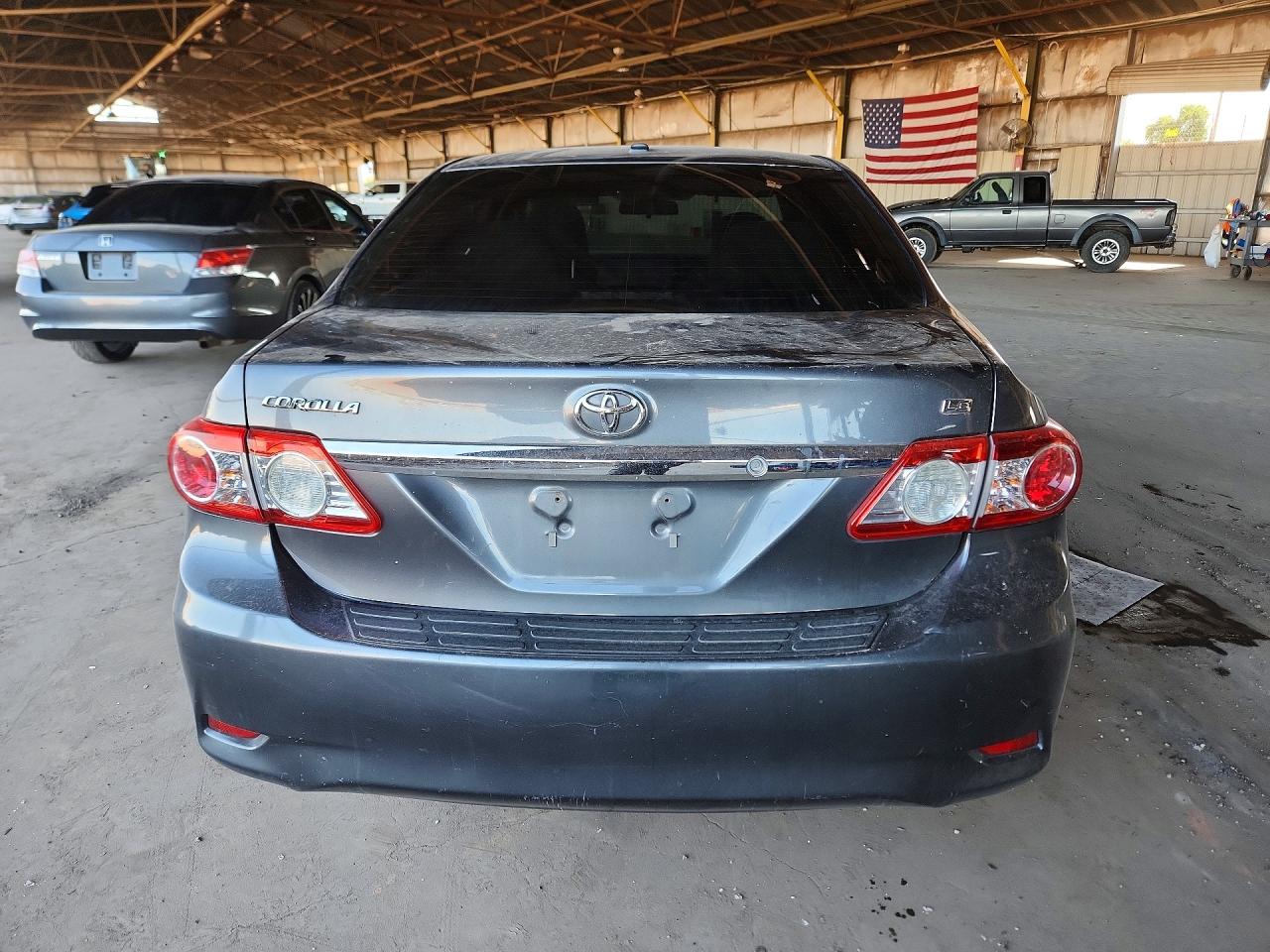 2011 Toyota Corolla Le Gray vin: 2T1BU4EE5BC604855