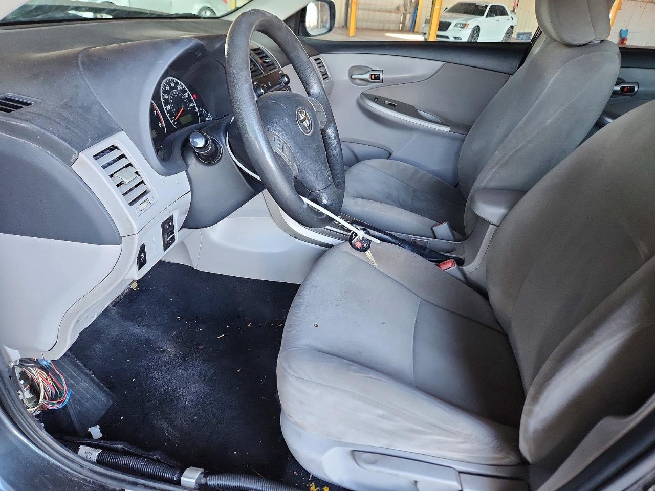 2011 Toyota Corolla Le Gray vin: 2T1BU4EE5BC604855