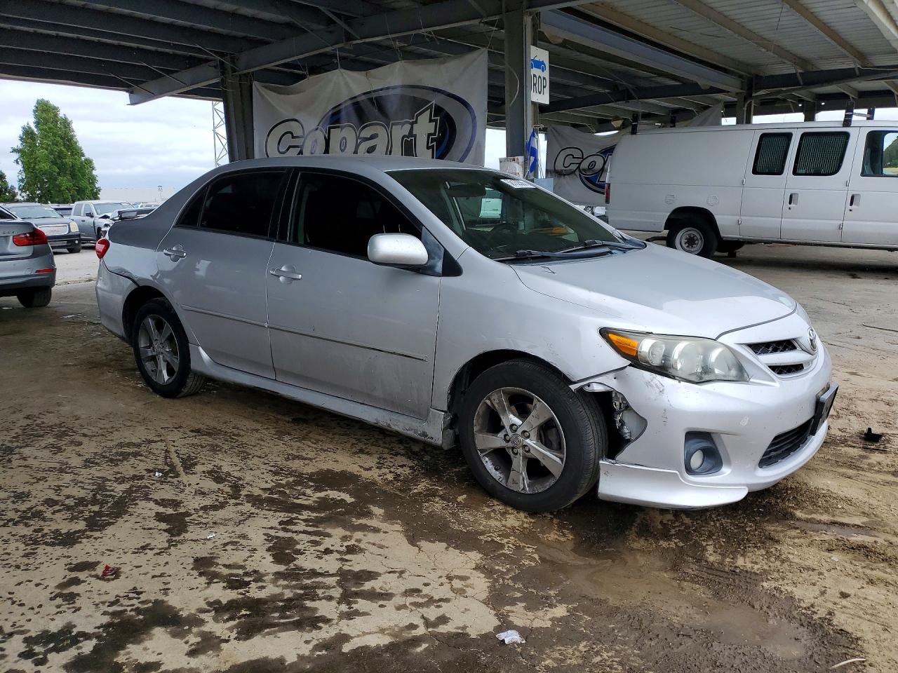 2011 Toyota Corolla S Silver vin: 2T1BU4EE5BC616973