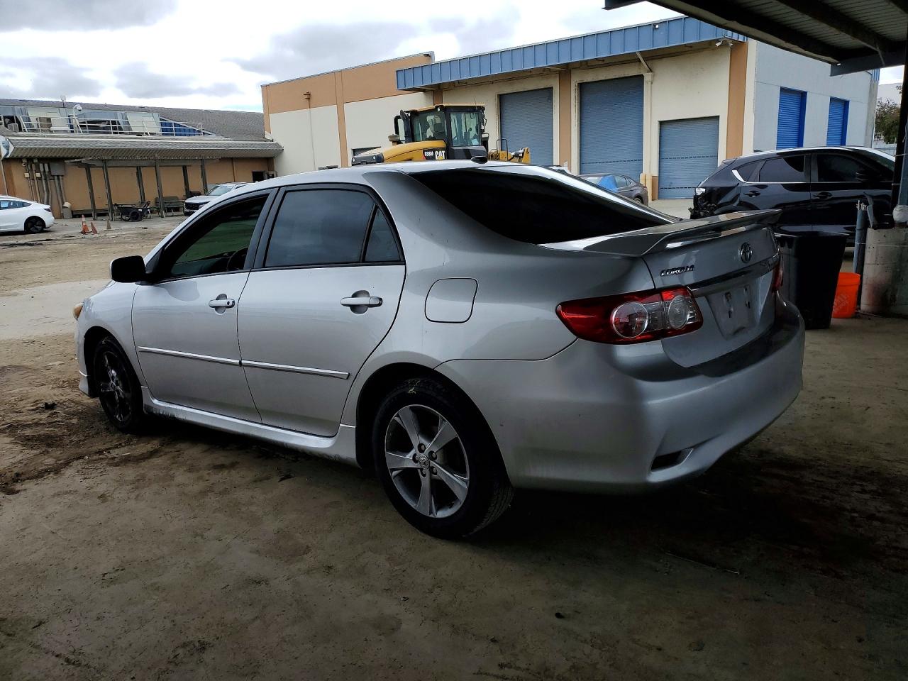 2011 Toyota Corolla S Silver vin: 2T1BU4EE5BC616973