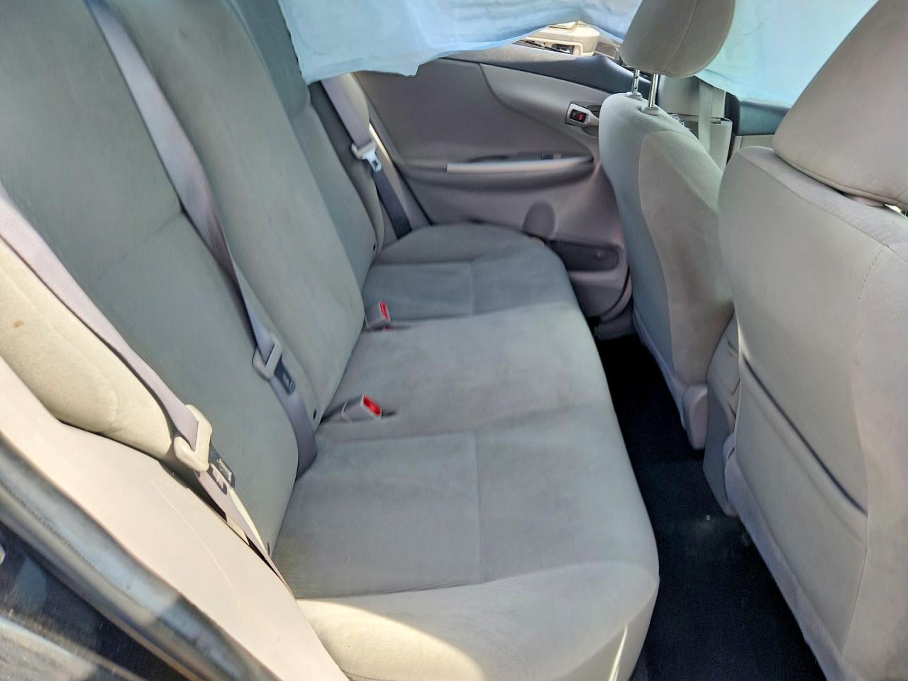 2011 Toyota Corolla Le Black vin: 2T1BU4EE5BC618982