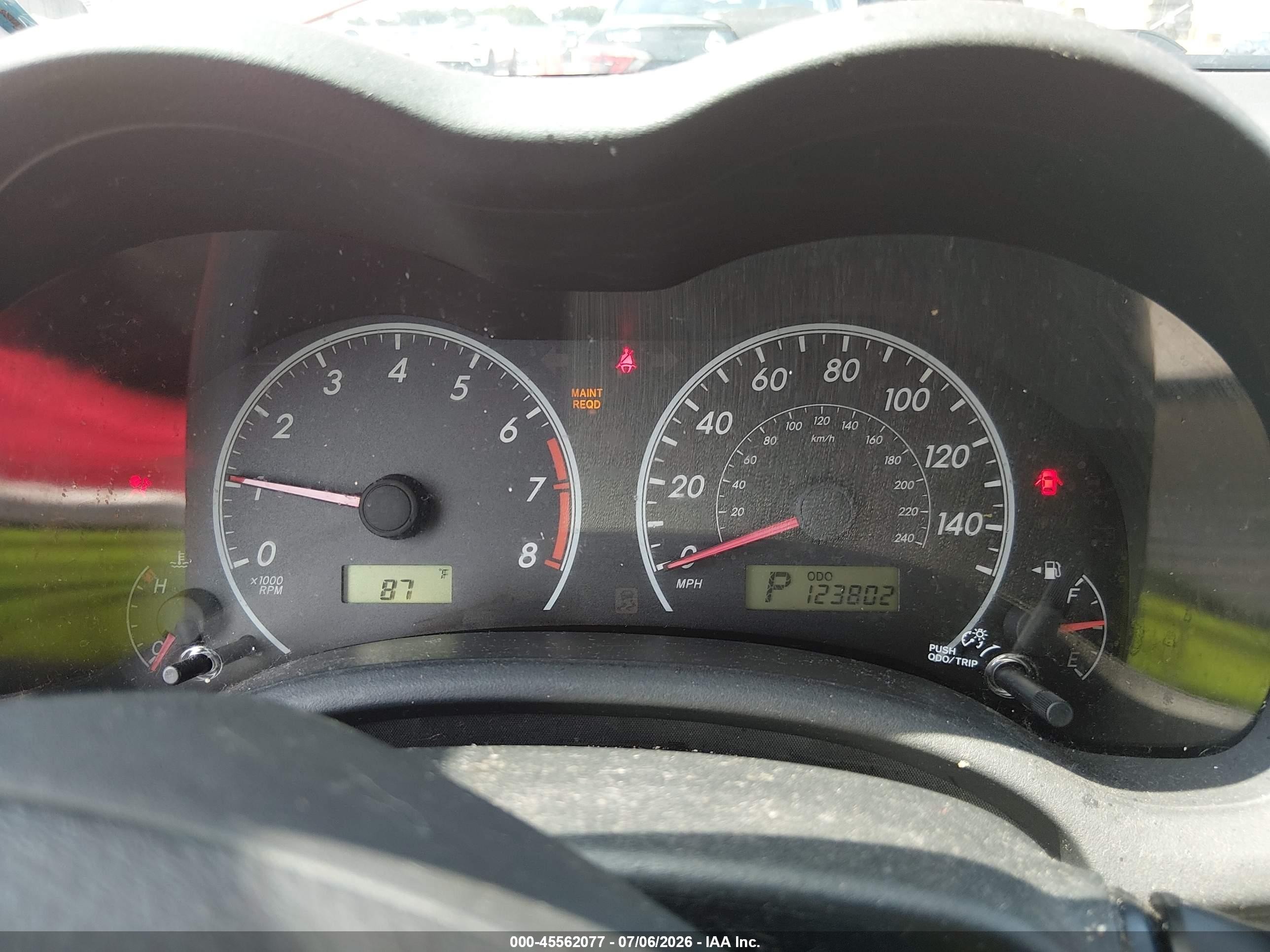 2011 Toyota Corolla Le Red vin: 2T1BU4EE5BC634308