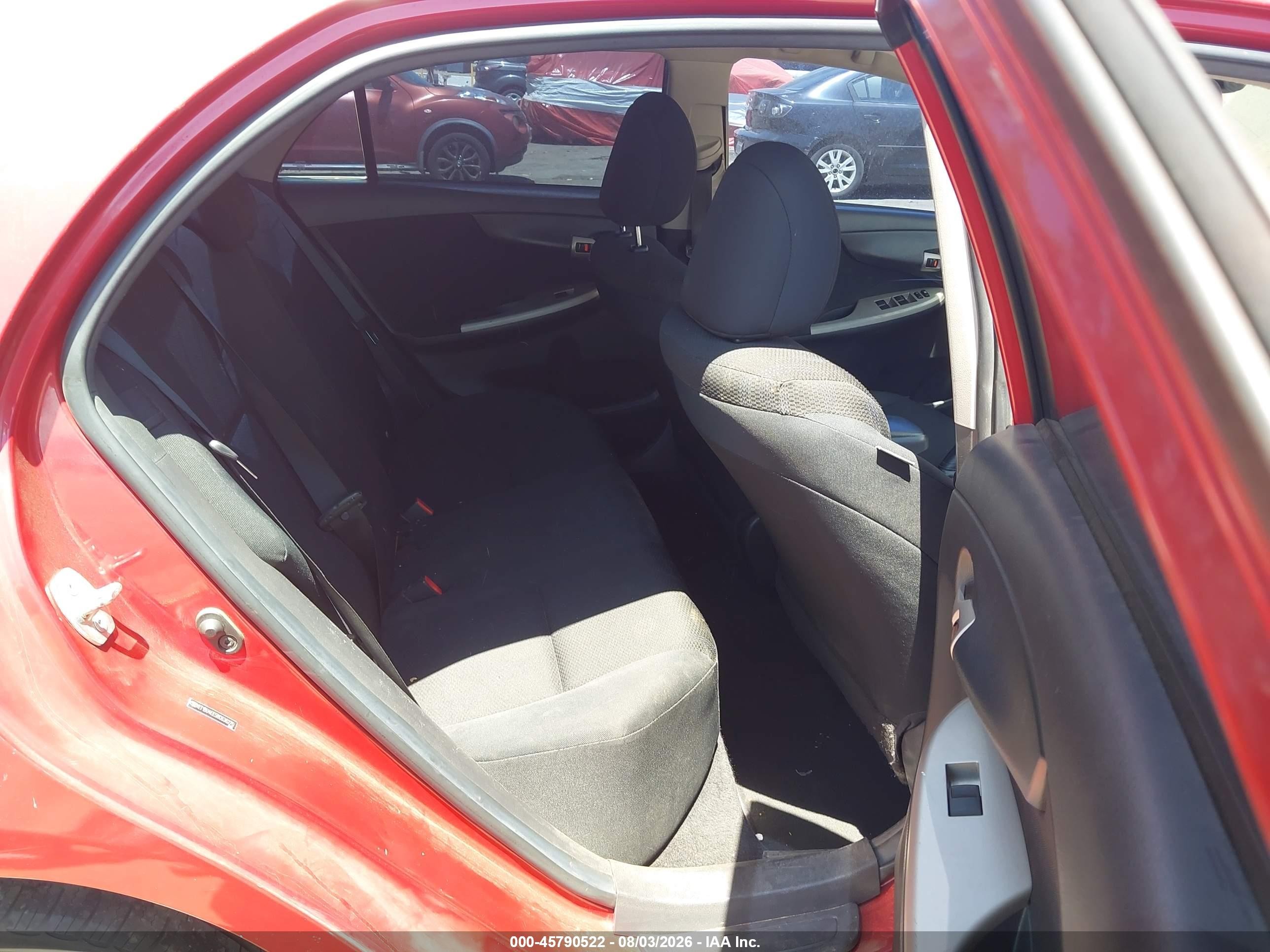 2011 Toyota Corolla S Red vin: 2T1BU4EE5BC636270
