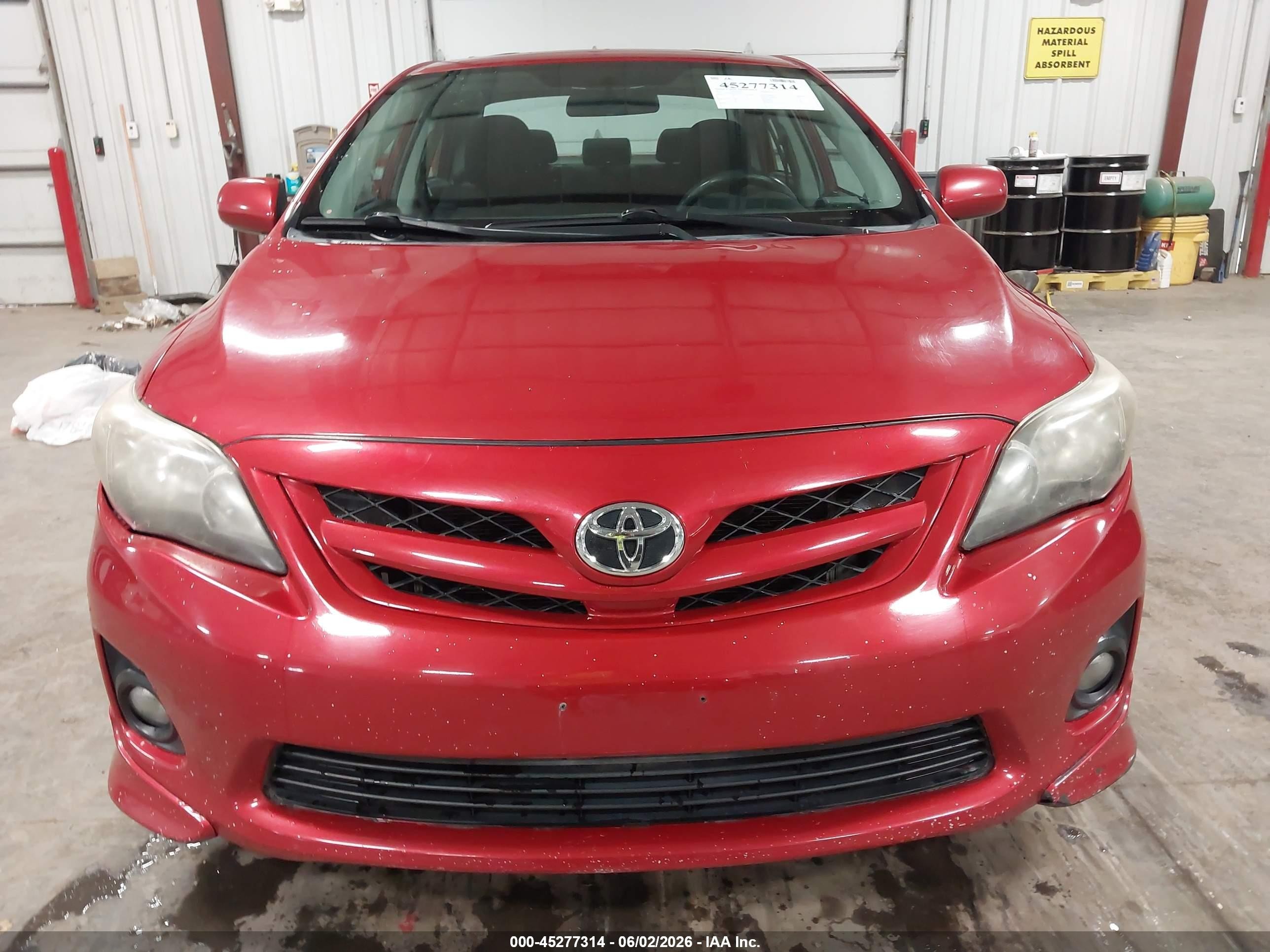 2011 Toyota Corolla S Red vin: 2T1BU4EE5BC648323