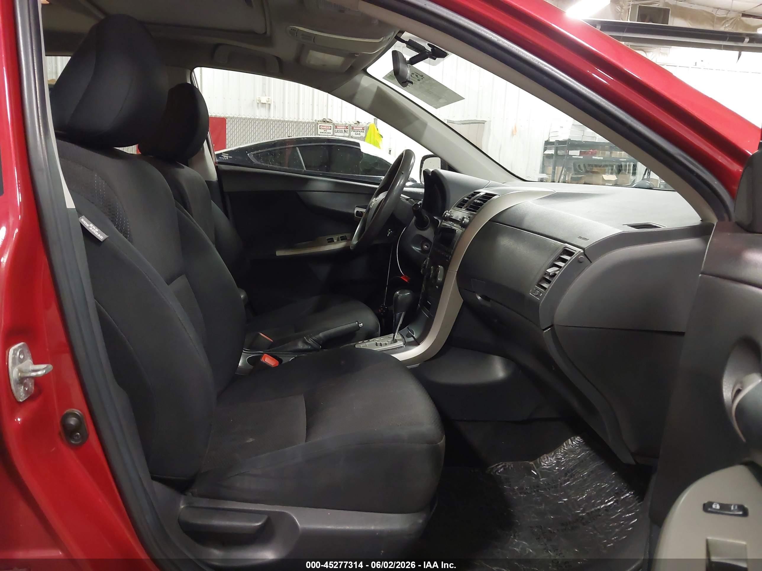 2011 Toyota Corolla S Red vin: 2T1BU4EE5BC648323