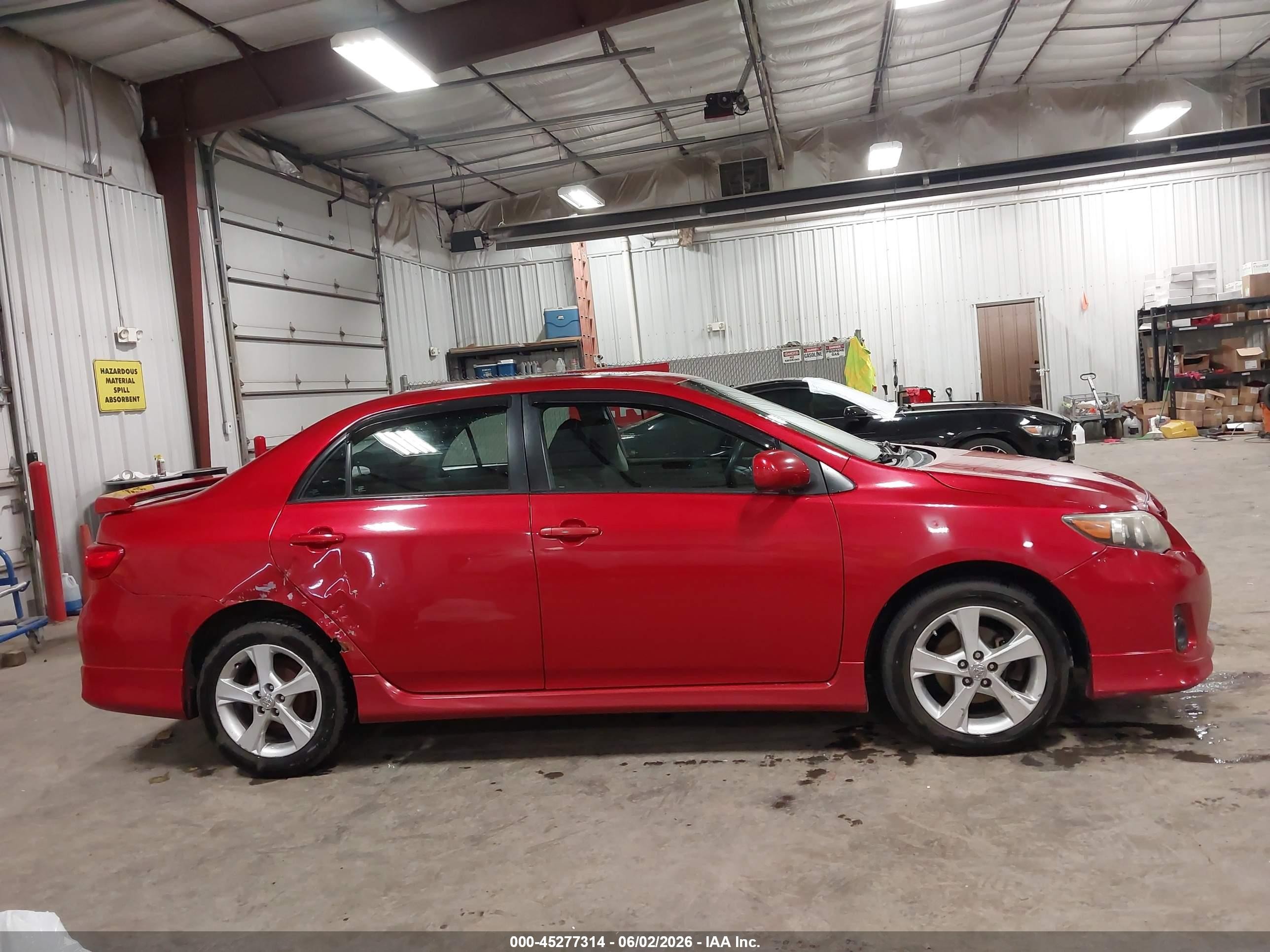 2011 Toyota Corolla S Red vin: 2T1BU4EE5BC648323
