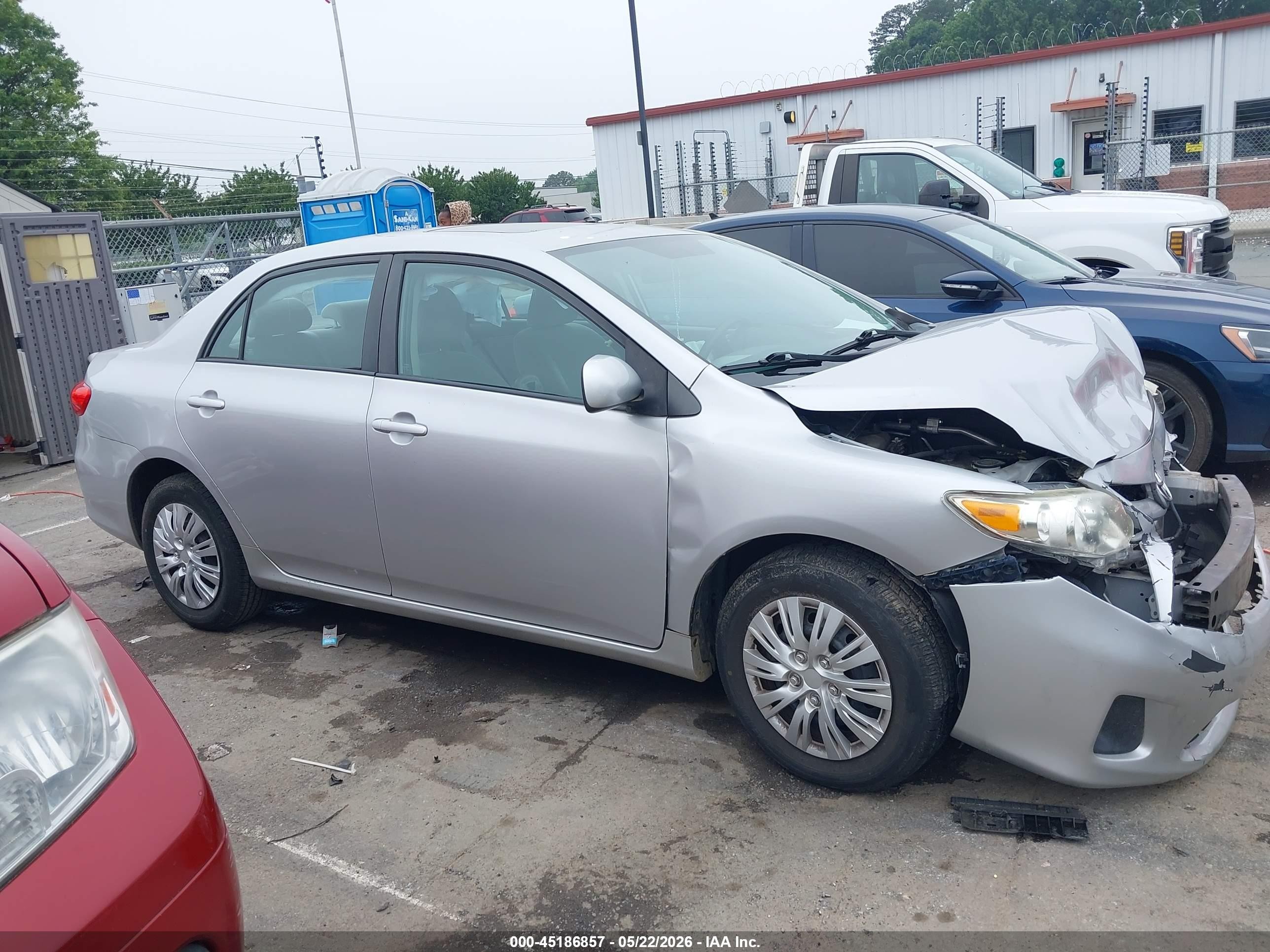 2011 Toyota Corolla Le Silver vin: 2T1BU4EE5BC648709