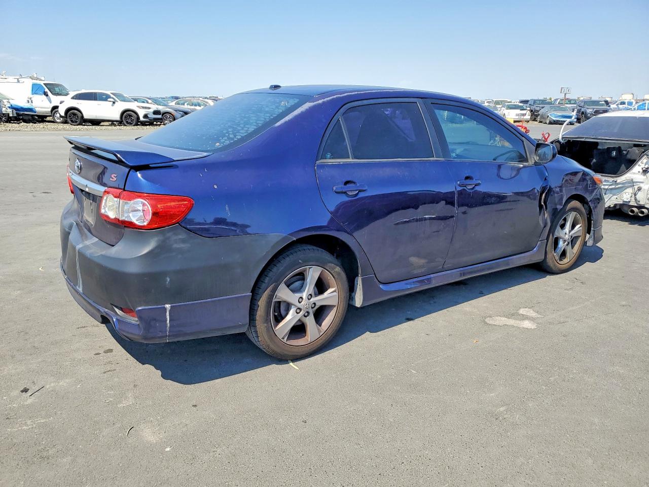 2011 Toyota Corolla S Blue vin: 2T1BU4EE5BC649391