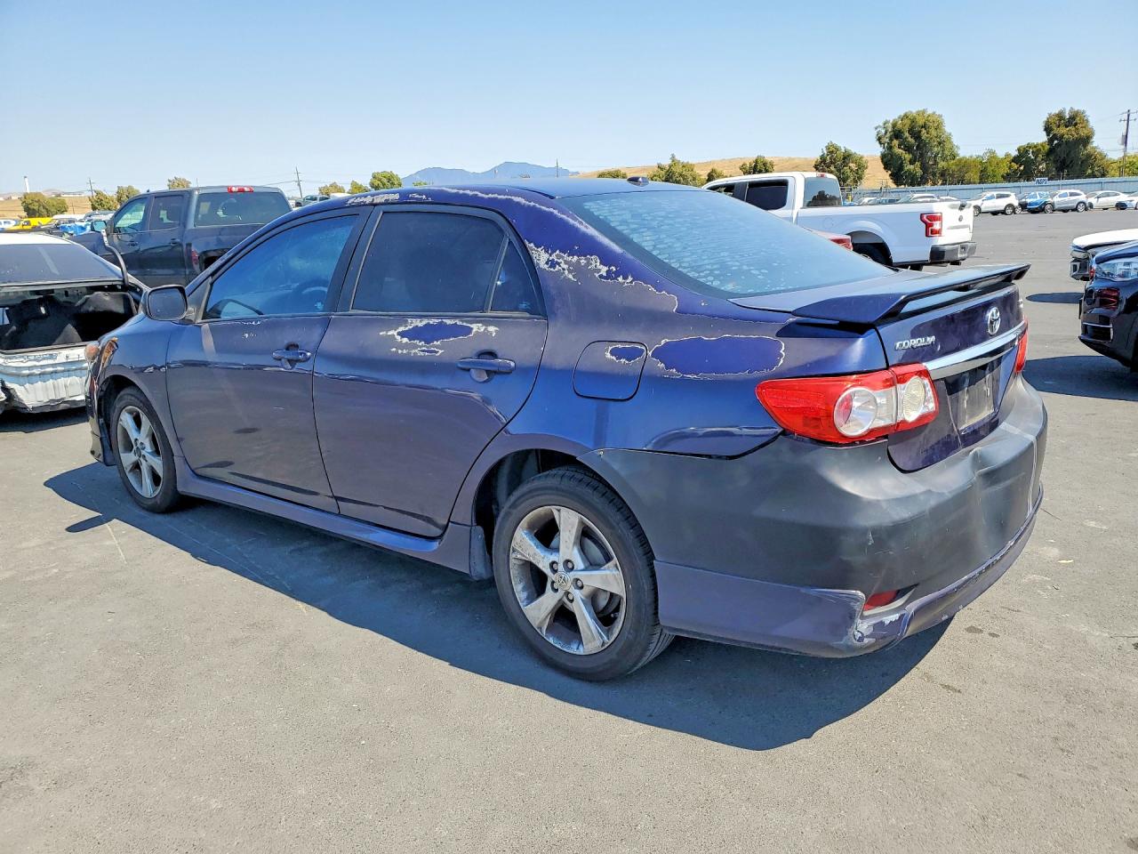 2011 Toyota Corolla S Blue vin: 2T1BU4EE5BC649391