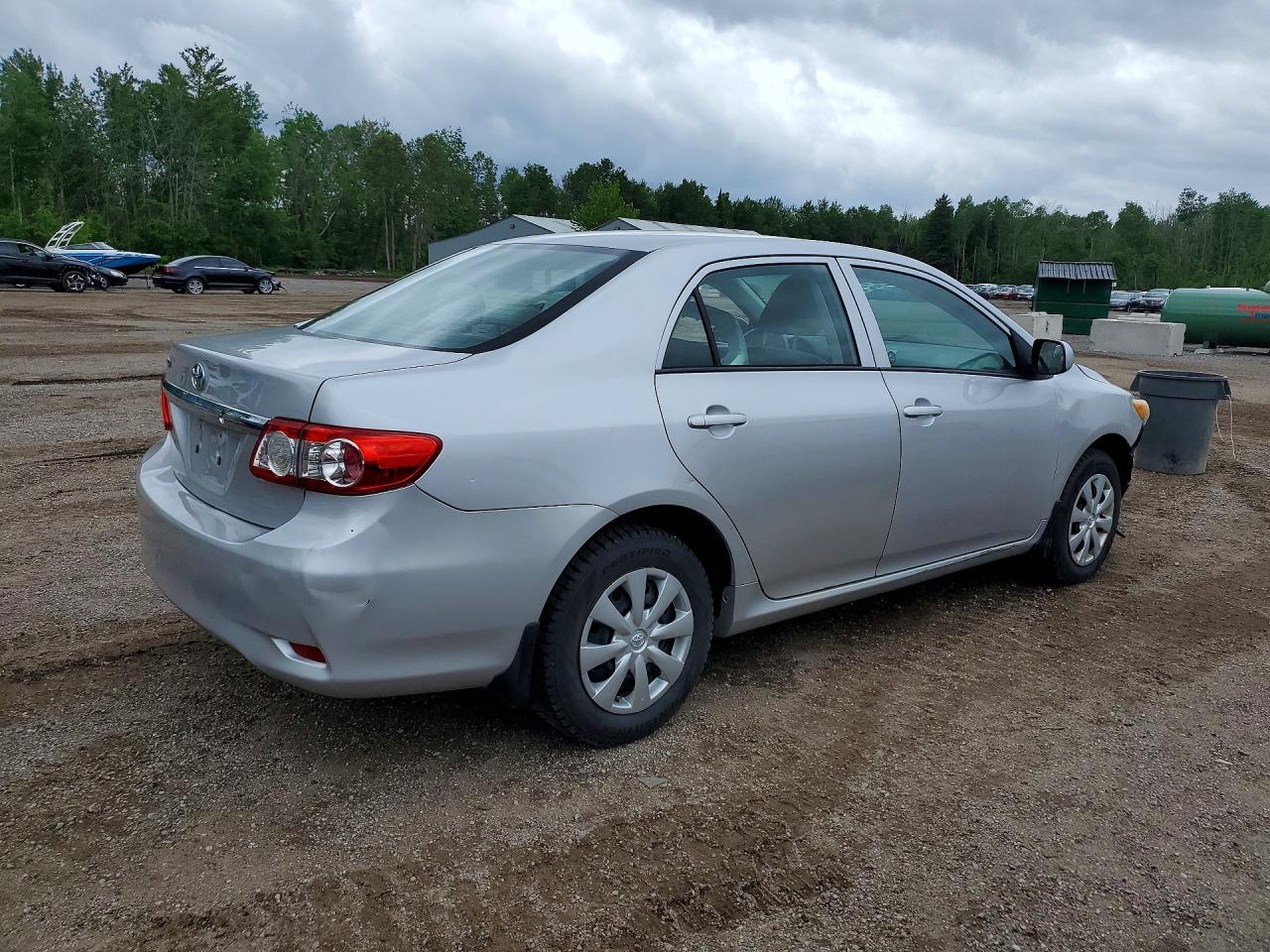 2011 Toyota Corolla Base Silver vin: 2T1BU4EE5BC669172
