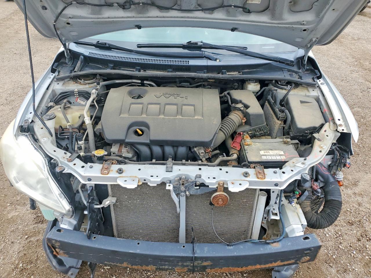 2011 Toyota Corolla Base Silver vin: 2T1BU4EE5BC669172
