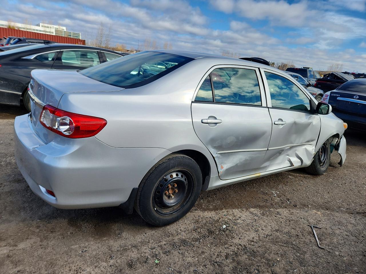 2011 Toyota Corolla Base Silver vin: 2T1BU4EE5BC670340