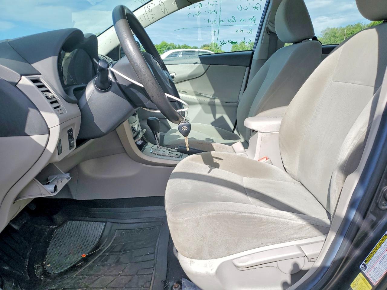 2011 Toyota Corolla Le Gray vin: 2T1BU4EE5BC681919