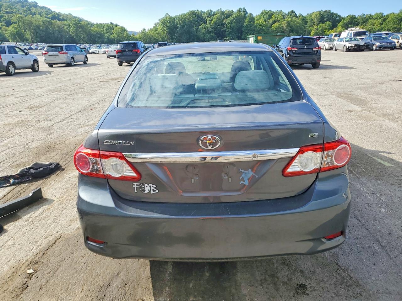 2011 Toyota Corolla Le Gray vin: 2T1BU4EE5BC681919