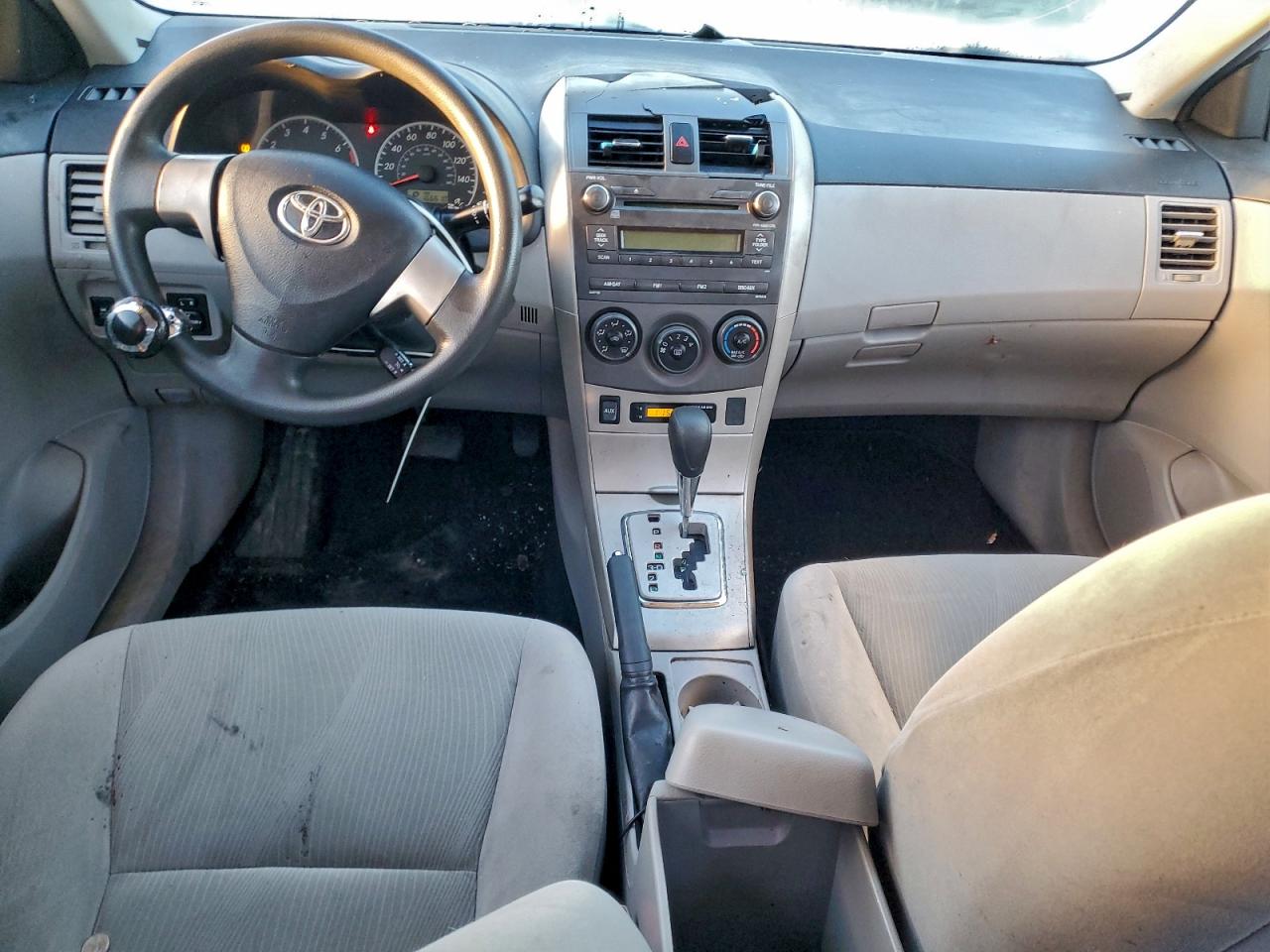 2011 Toyota Corolla Silver vin: 2T1BU4EE5BC684822