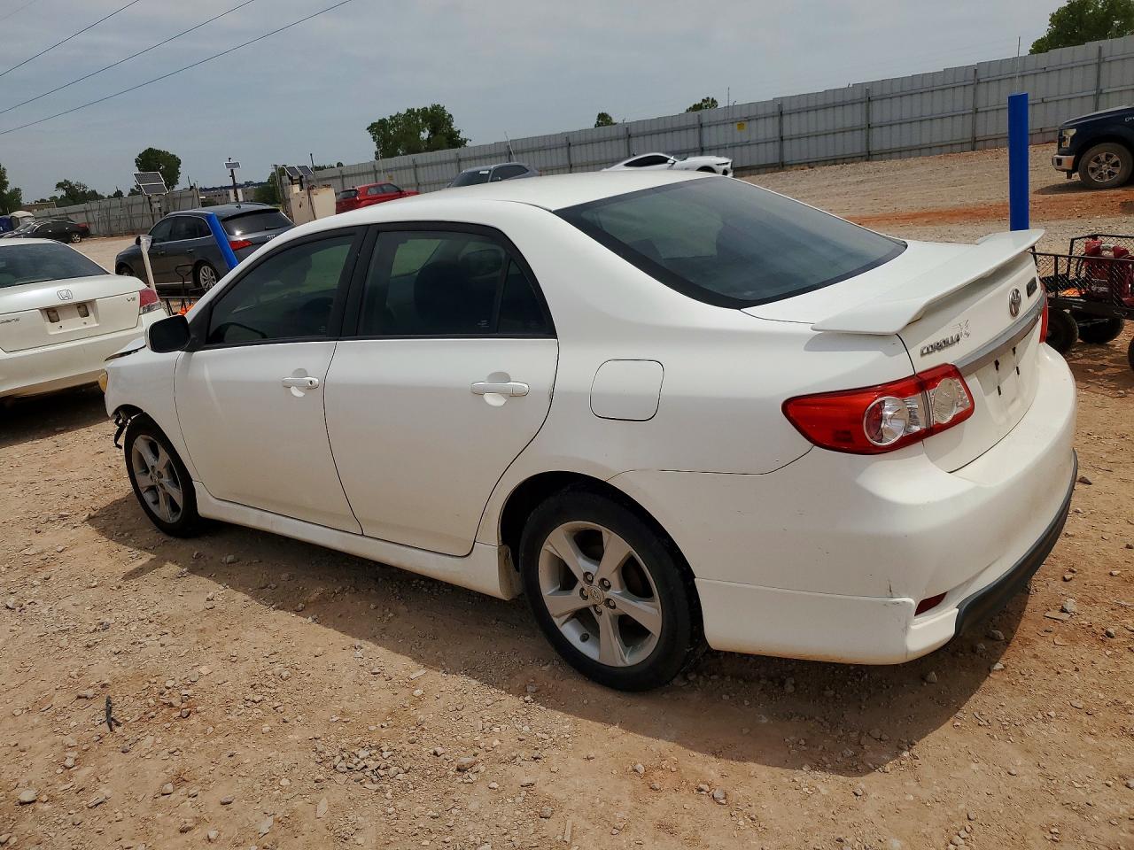 2011 Toyota Corolla S Белый vin: 2T1BU4EE5BC685307