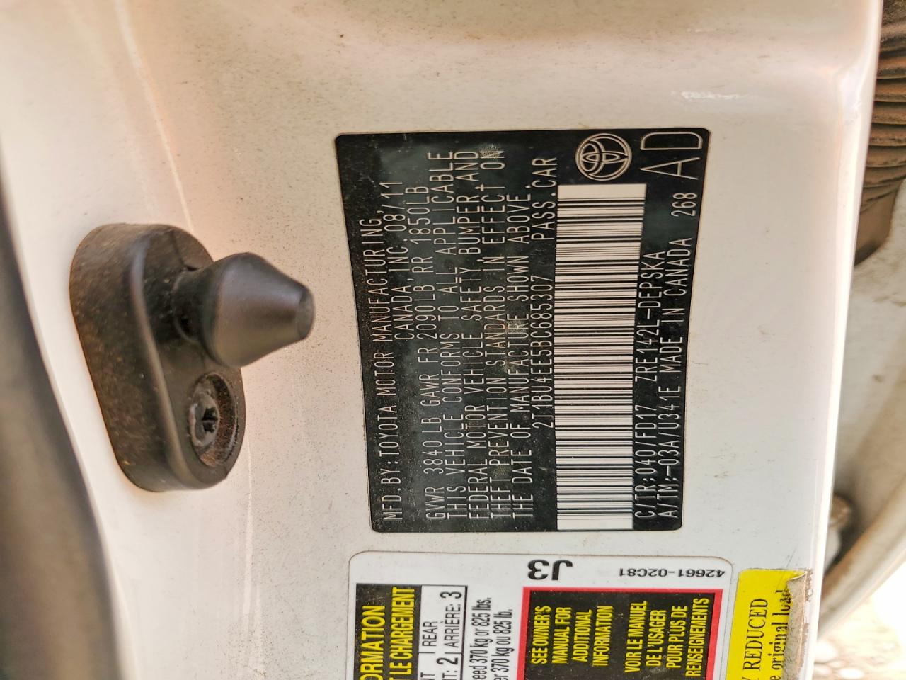 2011 Toyota Corolla S Белый vin: 2T1BU4EE5BC685307