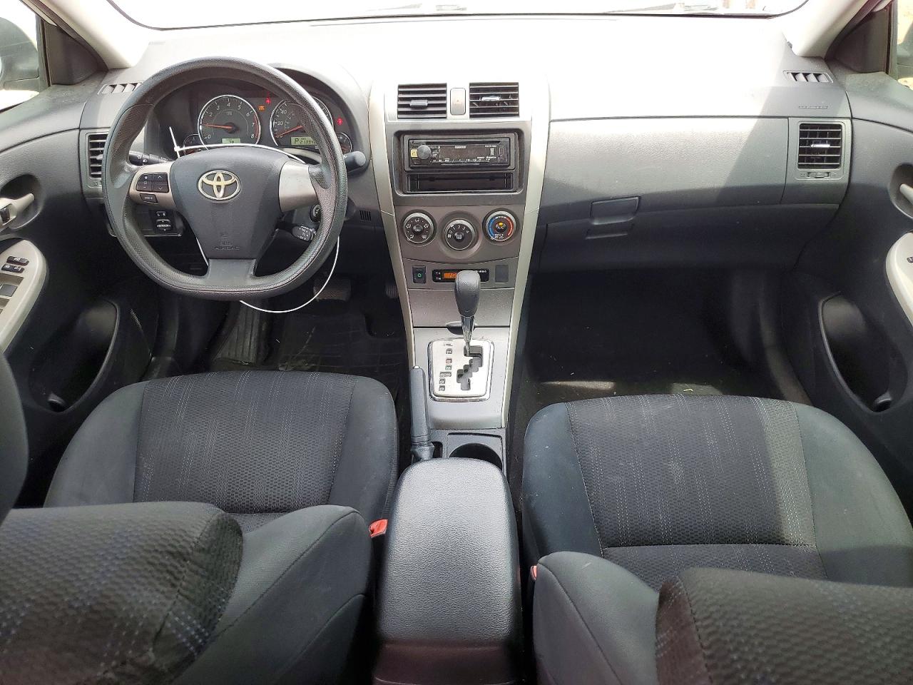 2011 Toyota Corolla S Белый vin: 2T1BU4EE5BC685307
