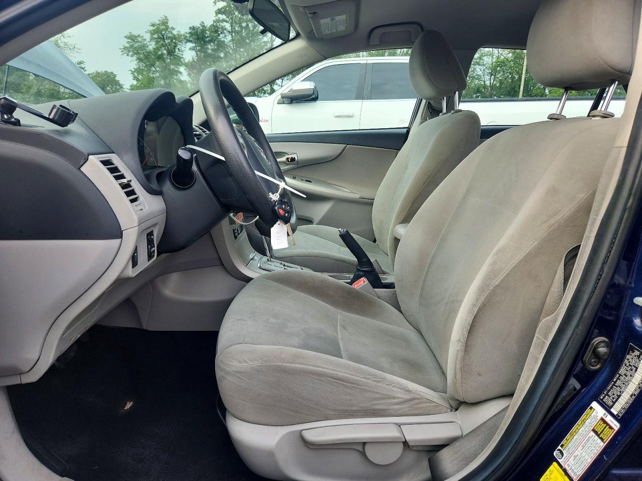 2011 Toyota Corolla Le Blue vin: 2T1BU4EE5BC687042