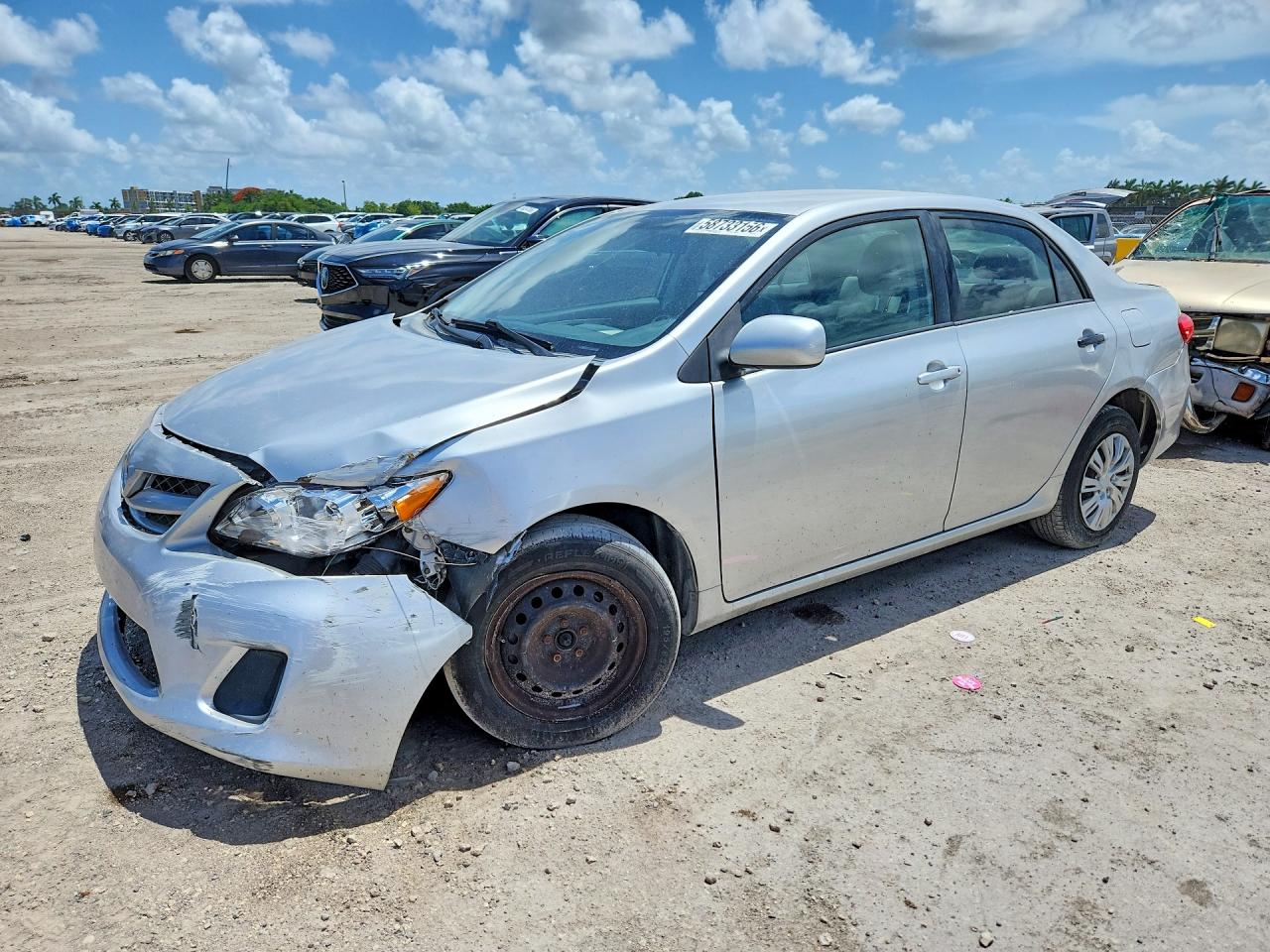 2011 Toyota Corolla Le Silver vin: 2T1BU4EE5BC688501