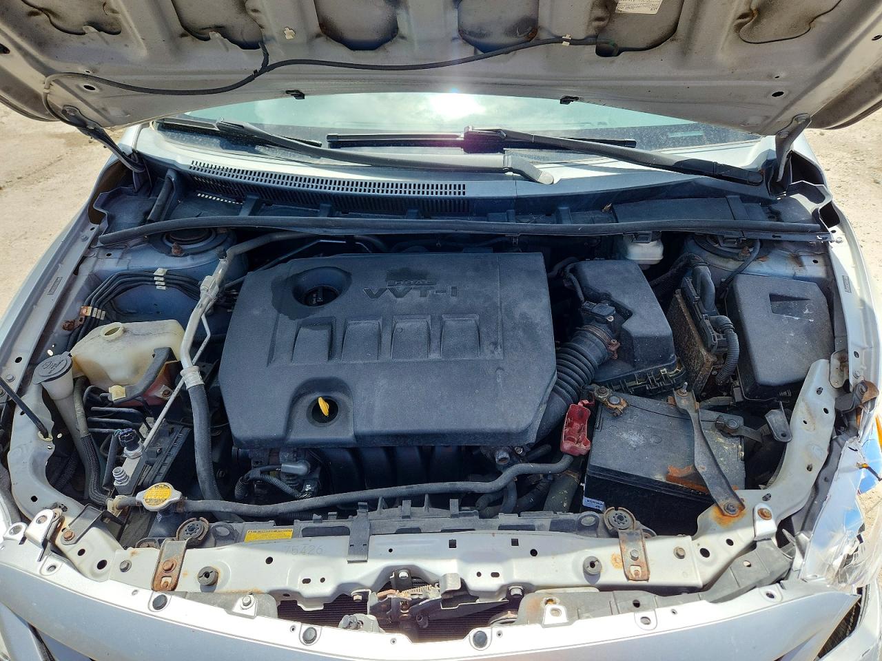 2011 Toyota Corolla Le Silver vin: 2T1BU4EE5BC688501
