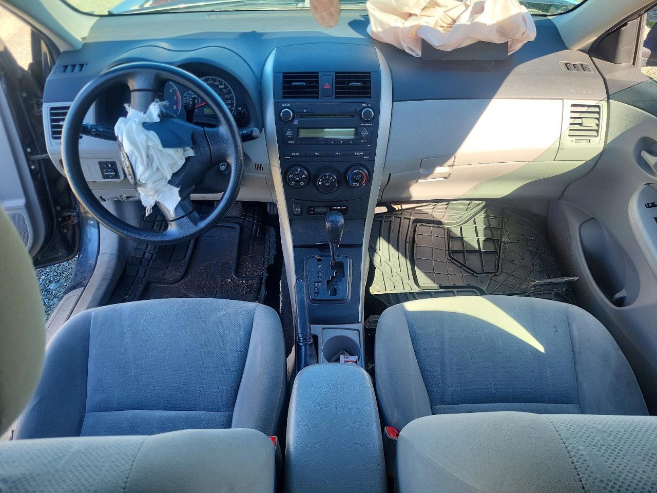 2011 Toyota Corolla Base Угольный vin: 2T1BU4EE5BC688790
