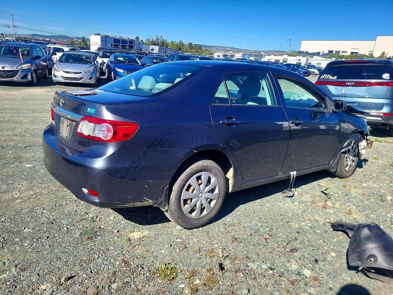 2011 Toyota Corolla Base Угольный vin: 2T1BU4EE5BC688790