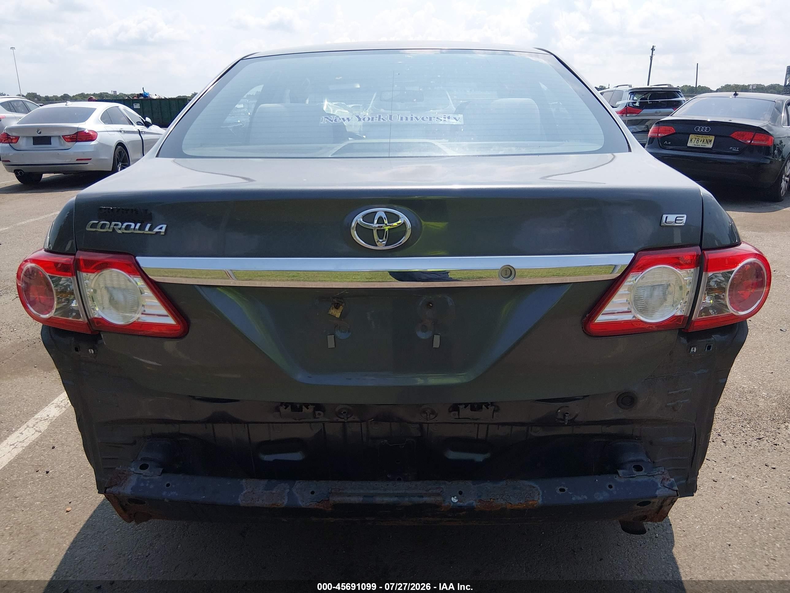 2011 Toyota Corolla Le Gray vin: 2T1BU4EE5BC713378