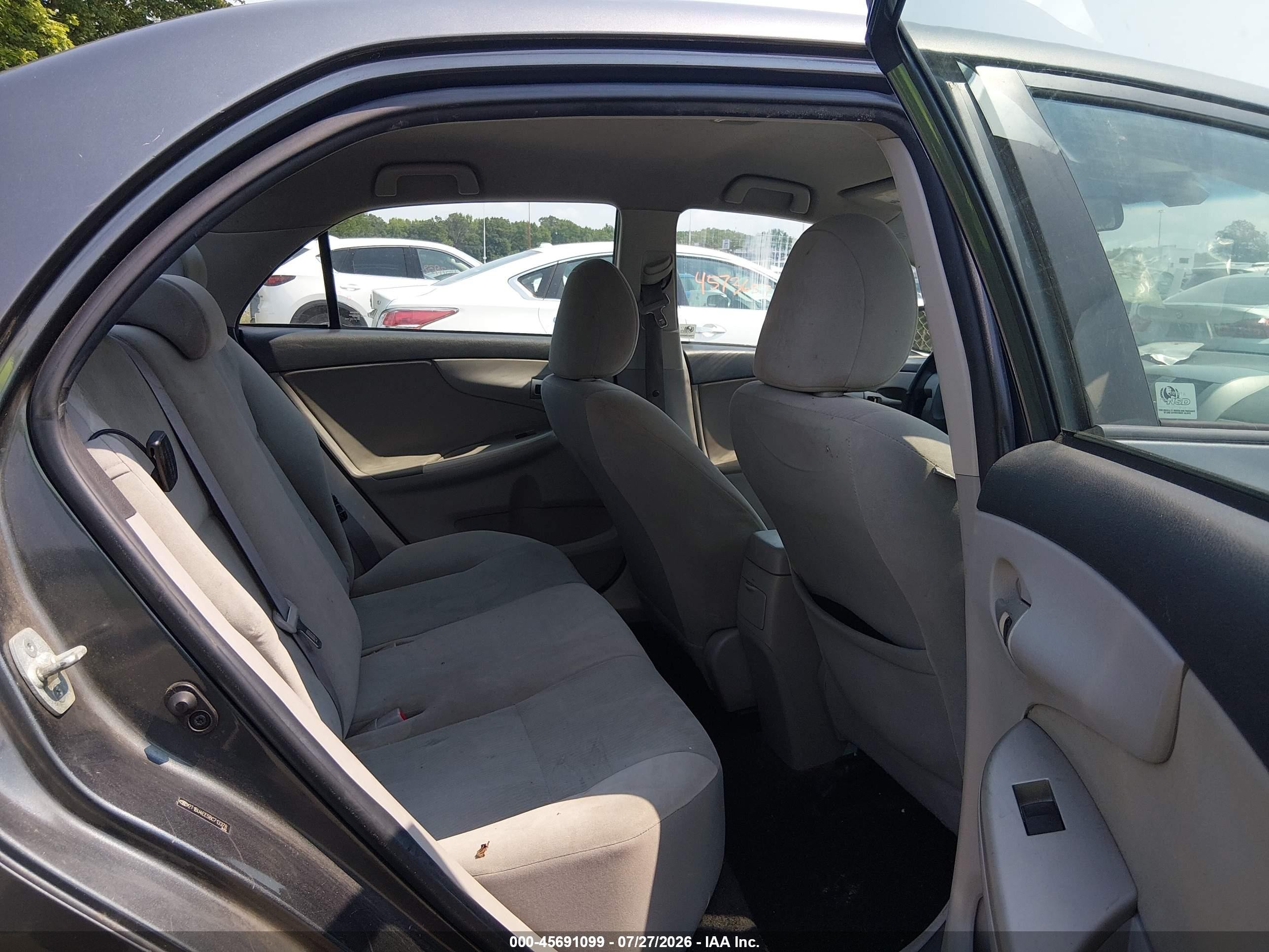 2011 Toyota Corolla Le Gray vin: 2T1BU4EE5BC713378