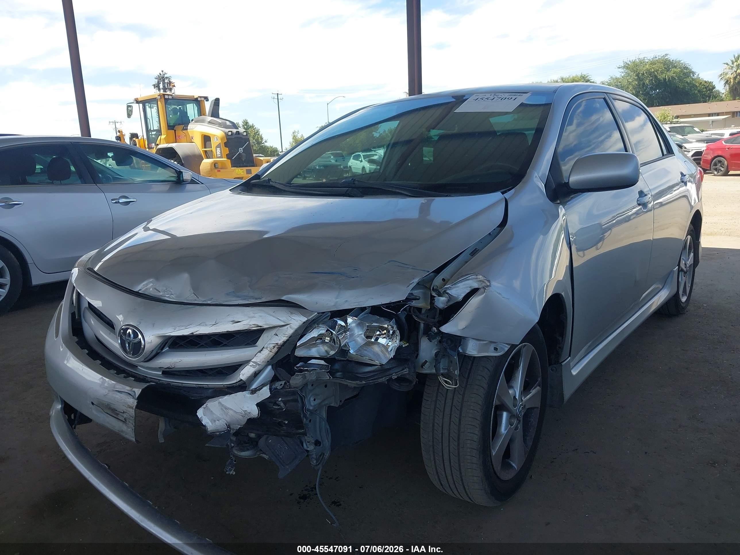 2011 Toyota Corolla S Silver vin: 2T1BU4EE5BC716264