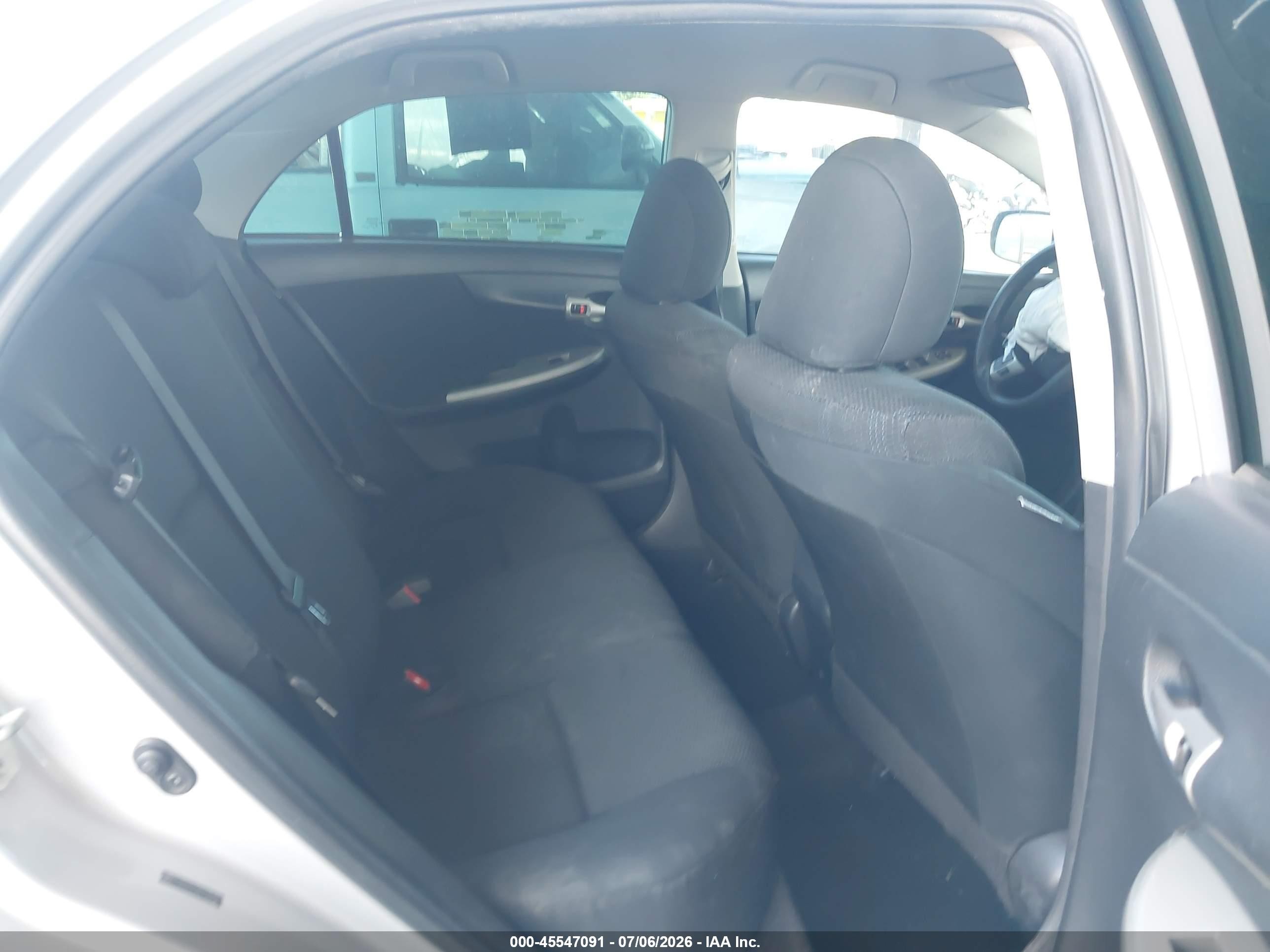 2011 Toyota Corolla S Silver vin: 2T1BU4EE5BC716264