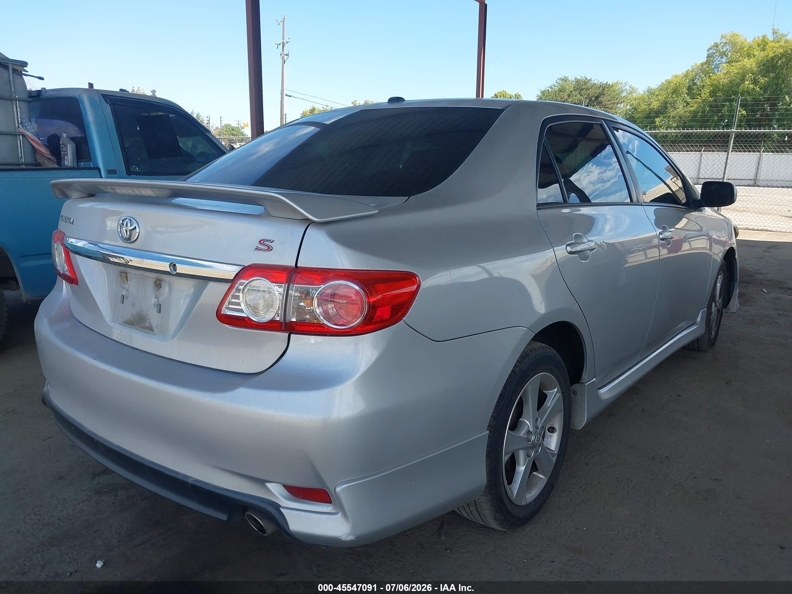 2011 Toyota Corolla S Silver vin: 2T1BU4EE5BC716264