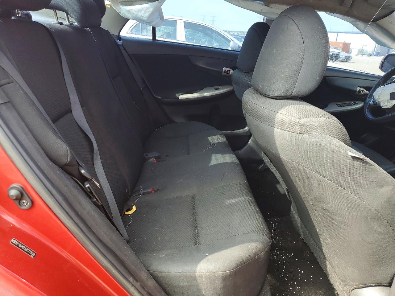 2011 Toyota Corolla S Red vin: 2T1BU4EE5BC723828
