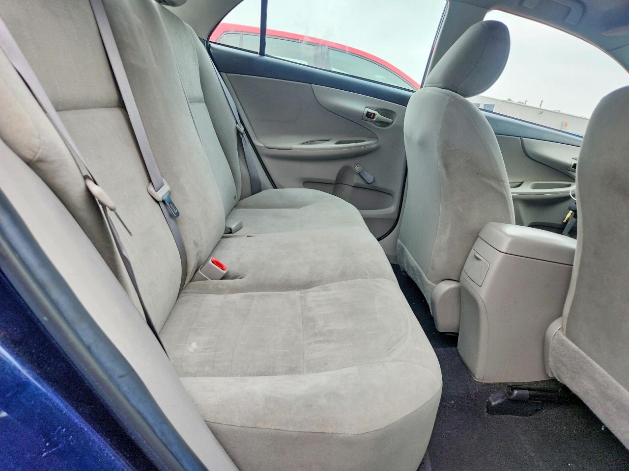 2011 Toyota Corolla Base Синий vin: 2T1BU4EE5BC731928