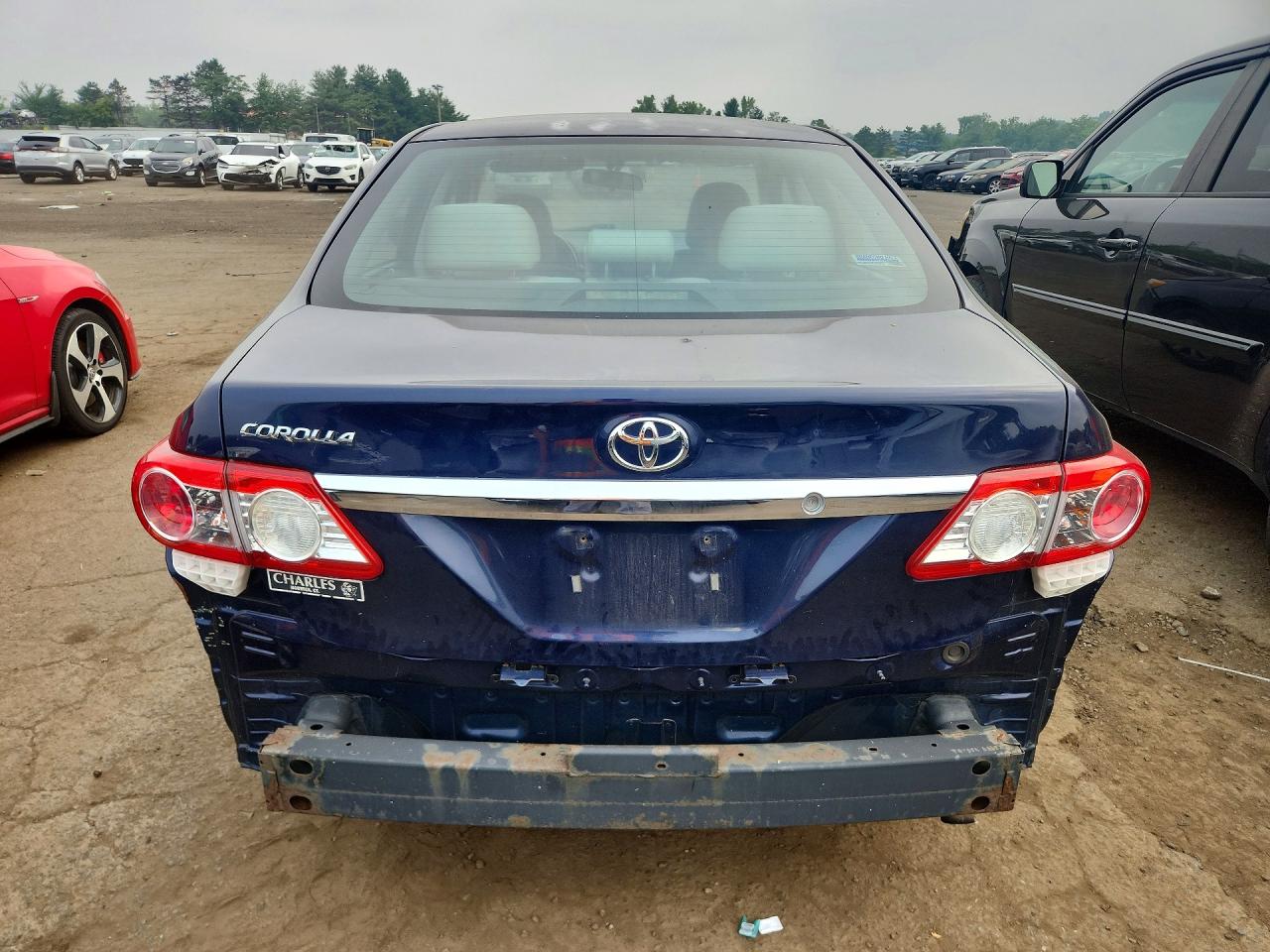 2011 Toyota Corolla Base Синий vin: 2T1BU4EE5BC731928