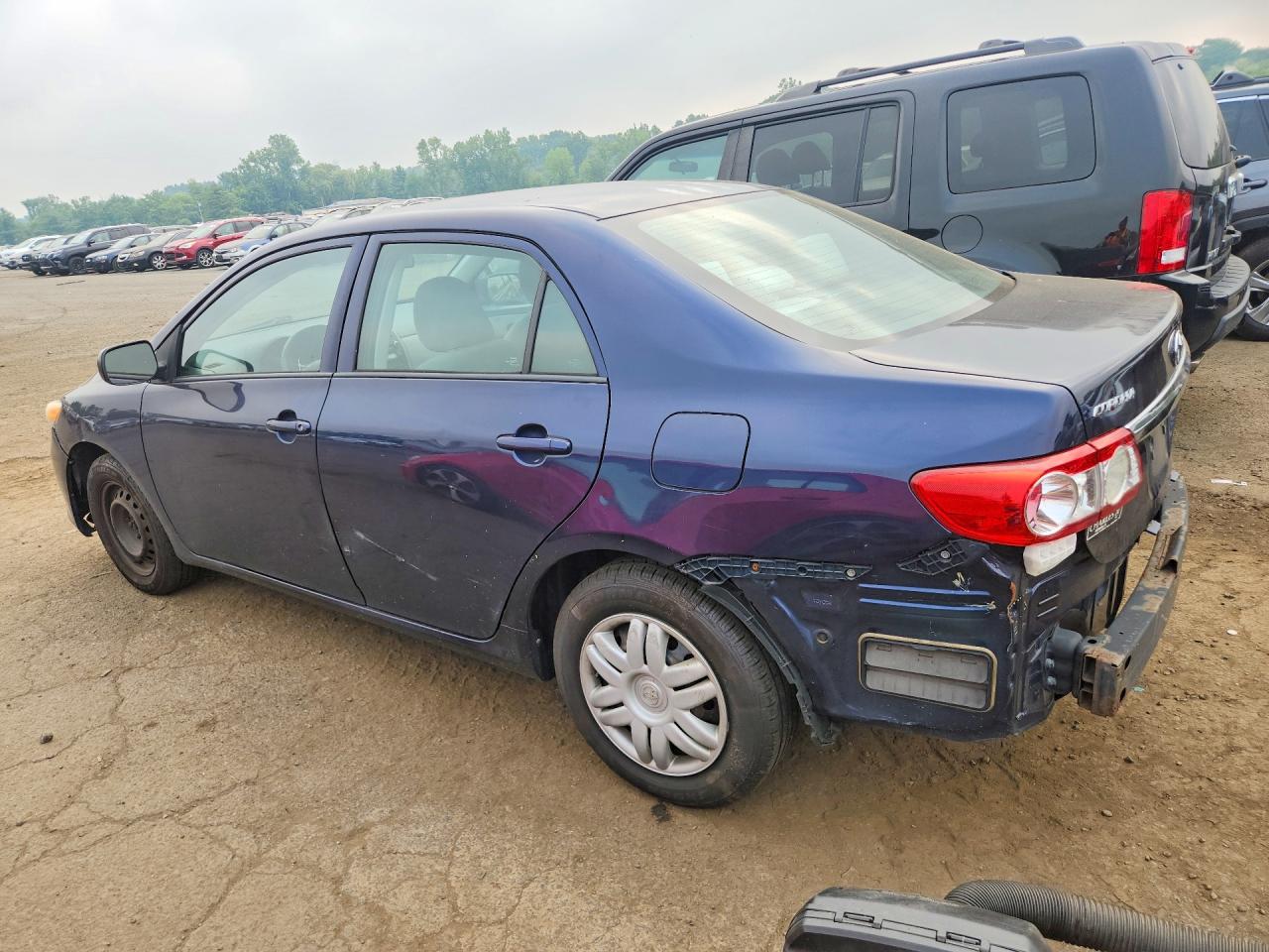 2011 Toyota Corolla Base Синий vin: 2T1BU4EE5BC731928