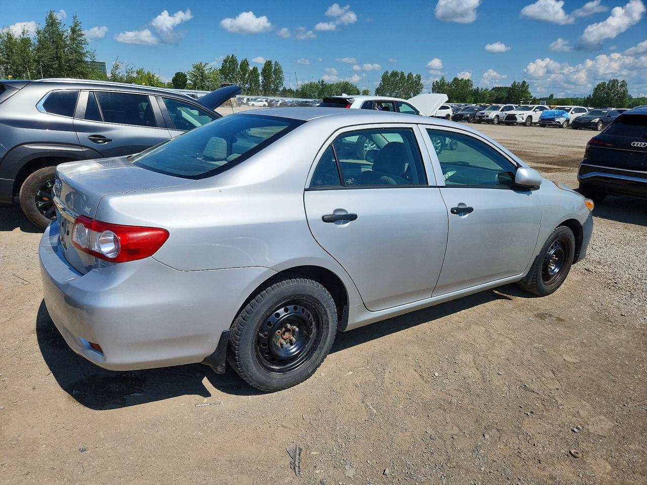 2011 Toyota Corolla Base Silver vin: 2T1BU4EE5BC744808
