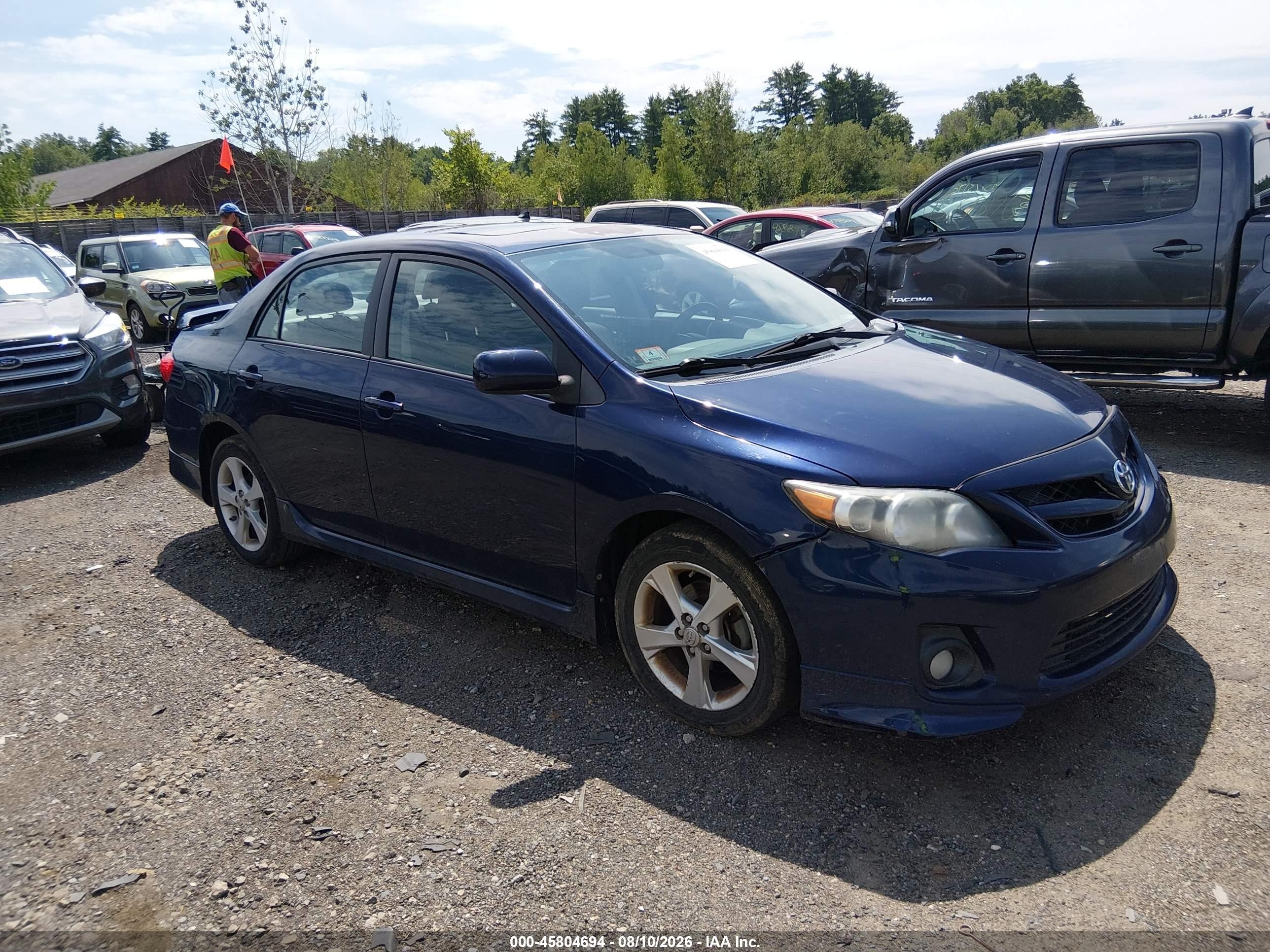 2011 Toyota Corolla S Синий vin: 2T1BU4EE5BC750804