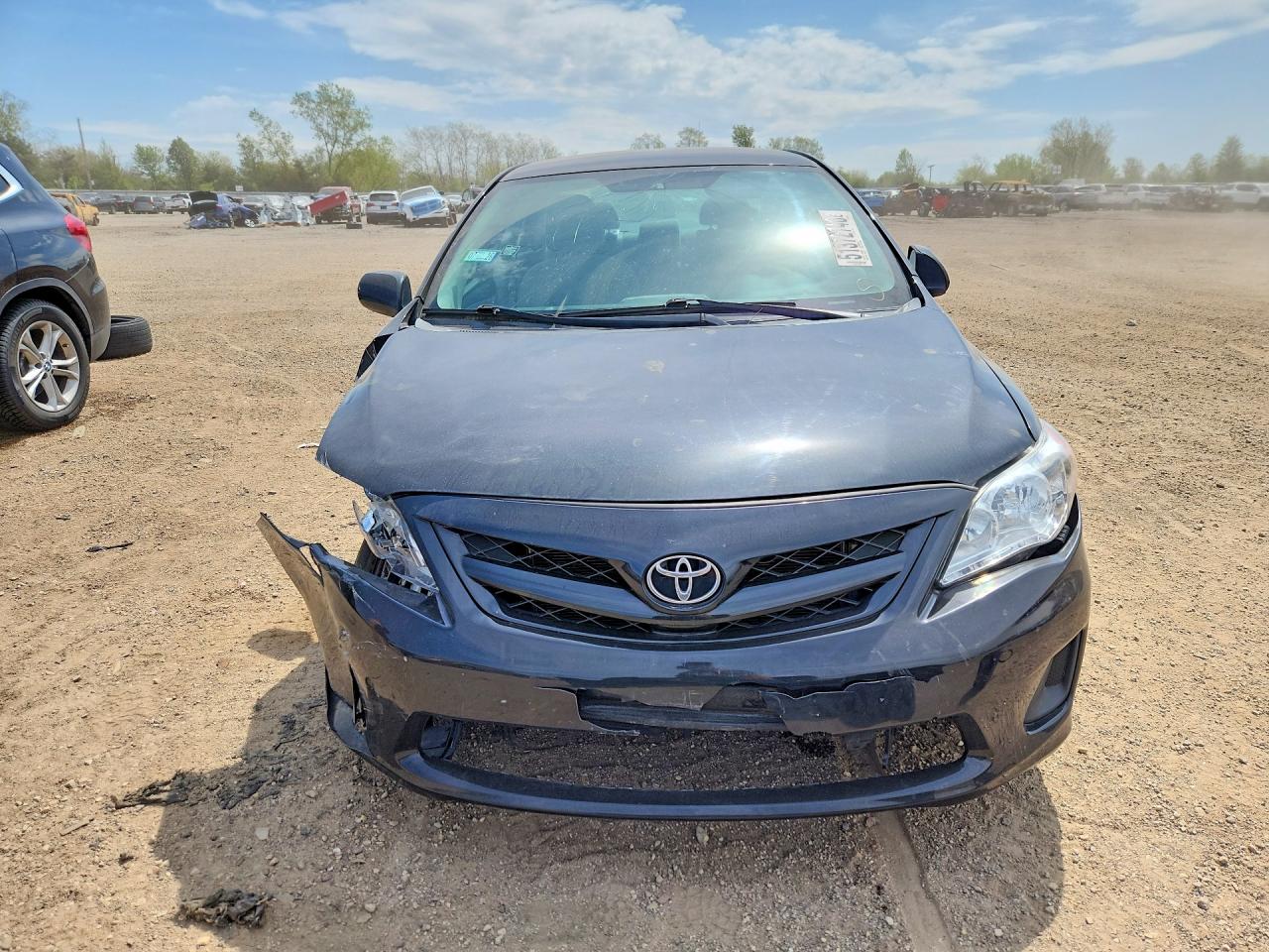 2011 Toyota Corolla Le Black vin: 2T1BU4EE5BC752780