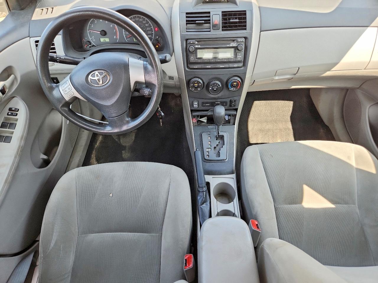 2012 Toyota Corolla Silver vin: 2T1BU4EE5CC801039
