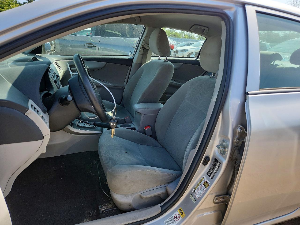 2012 Toyota Corolla Silver vin: 2T1BU4EE5CC801039