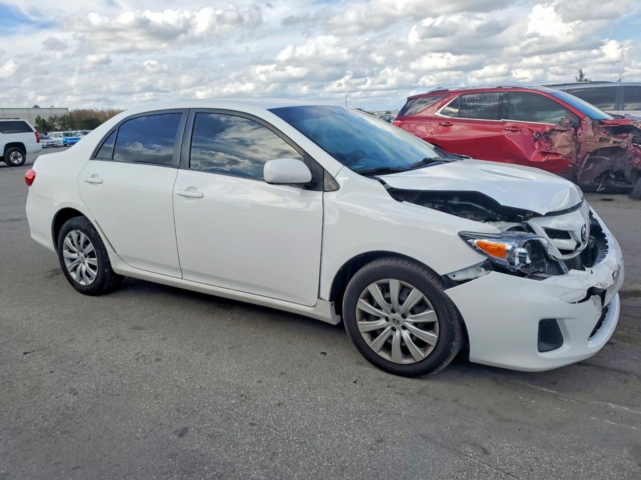 2012 Toyota Corolla Base White vin: 2T1BU4EE5CC801543