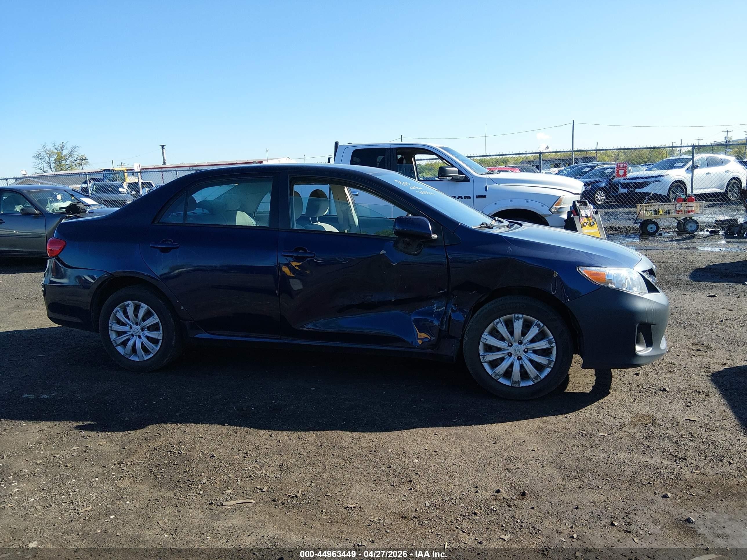 2012 Toyota Corolla Le Blue vin: 2T1BU4EE5CC811344
