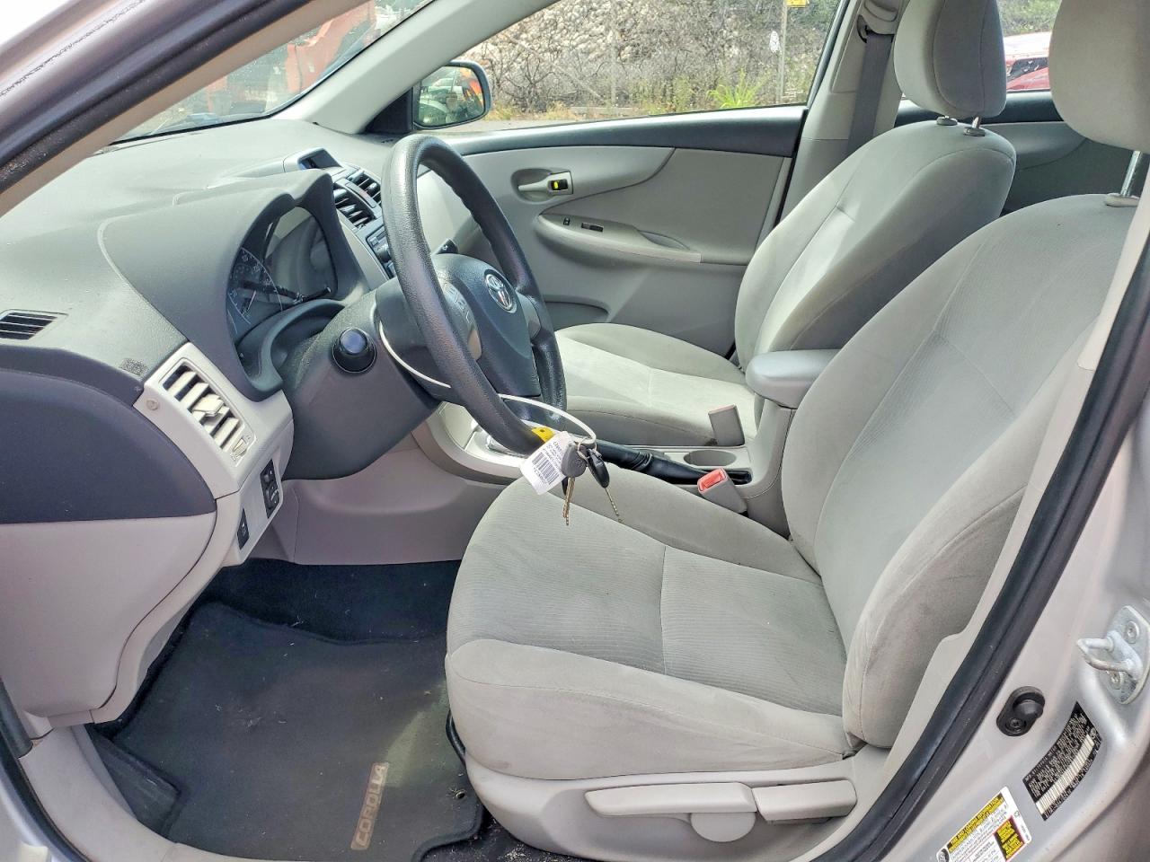 2012 Toyota Corolla L Серебряный vin: 2T1BU4EE5CC817063