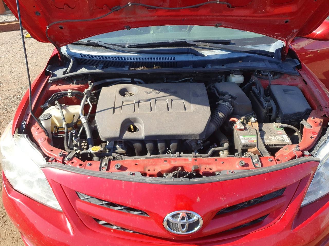 2012 Toyota Corolla Le Red vin: 2T1BU4EE5CC843338