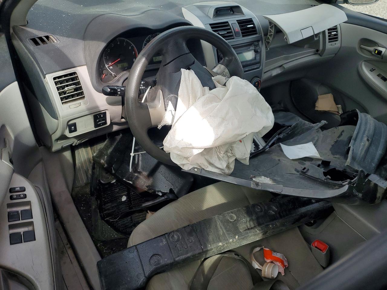 2012 Toyota Corolla Le Gray vin: 2T1BU4EE5CC853545