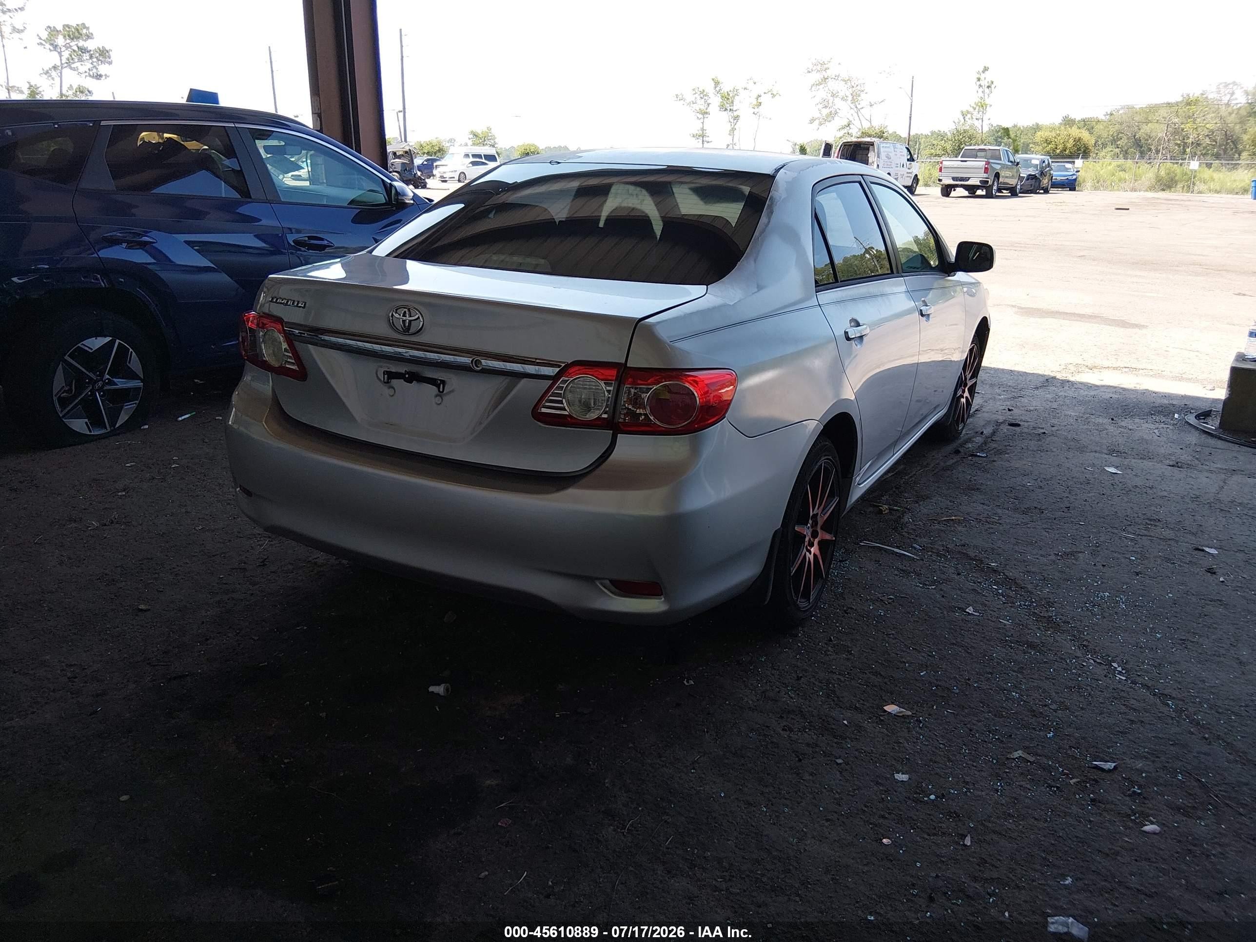 2012 Toyota Corolla Le Silver vin: 2T1BU4EE5CC861841