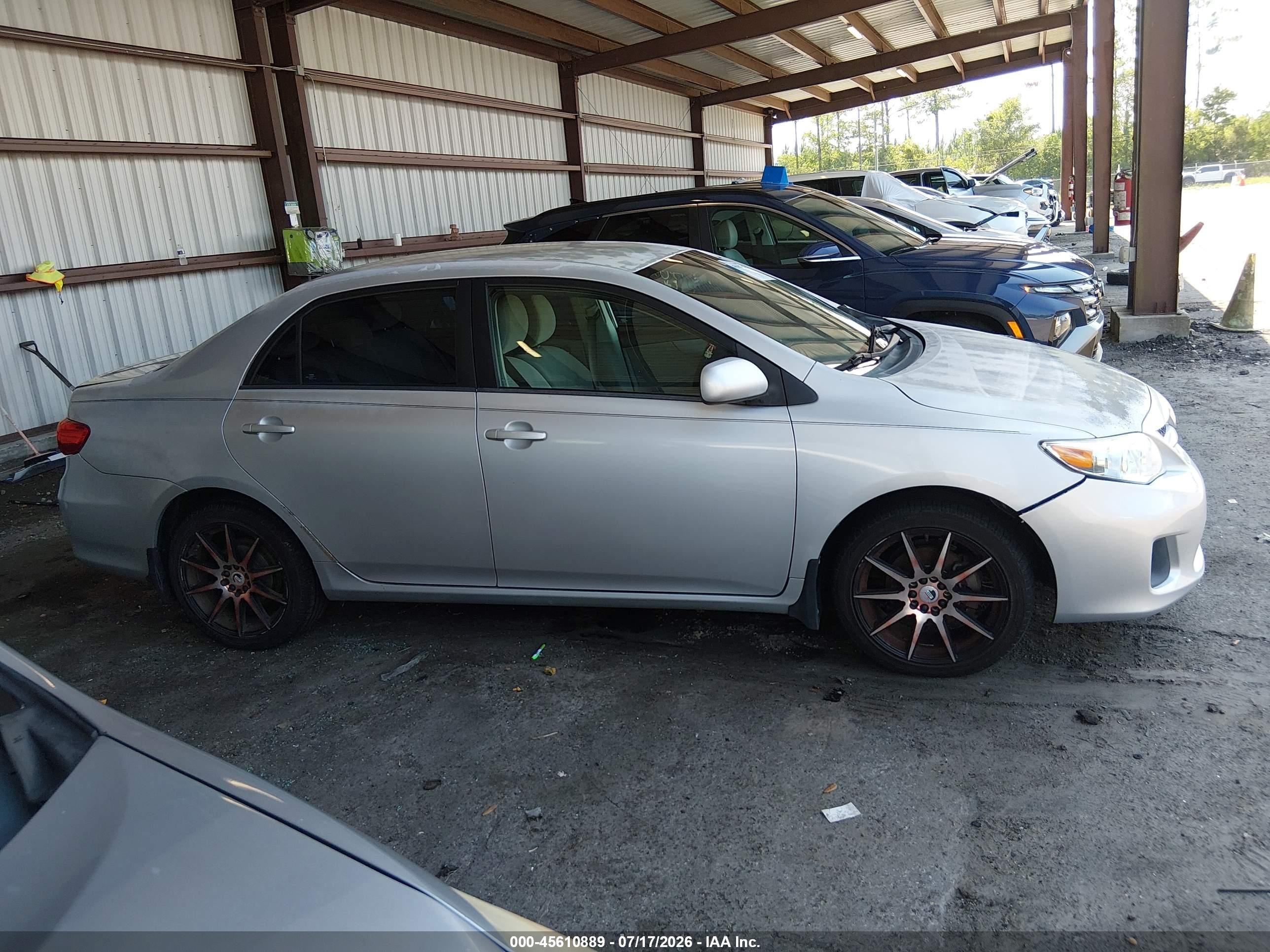 2012 Toyota Corolla Le Silver vin: 2T1BU4EE5CC861841