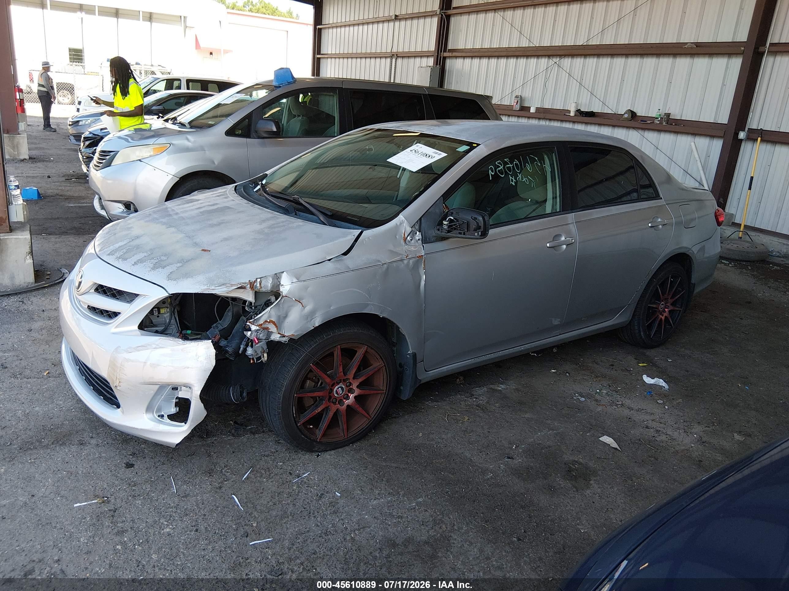 2012 Toyota Corolla Le Silver vin: 2T1BU4EE5CC861841