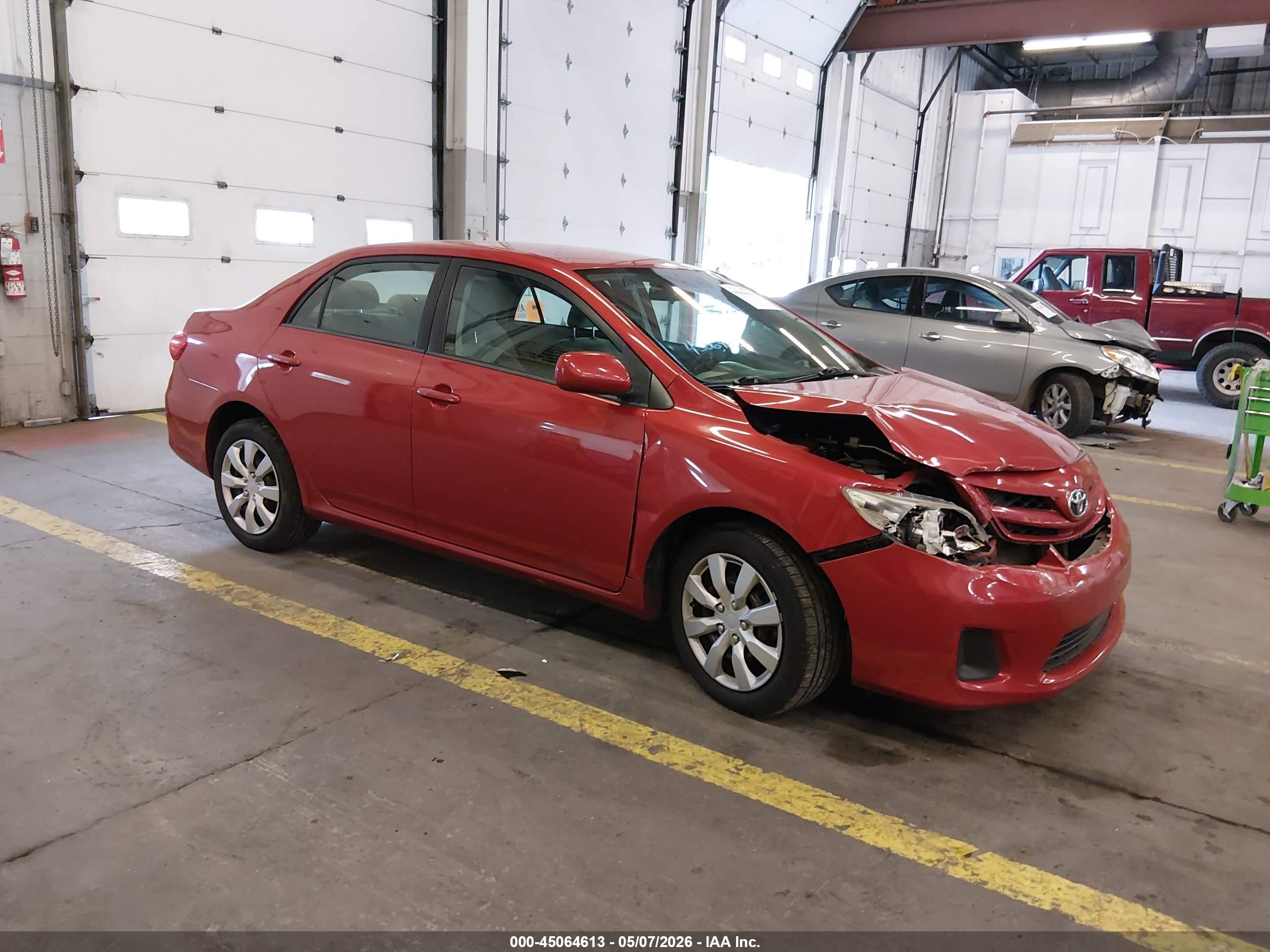 2012 Toyota Corolla Le Red vin: 2T1BU4EE5CC863041